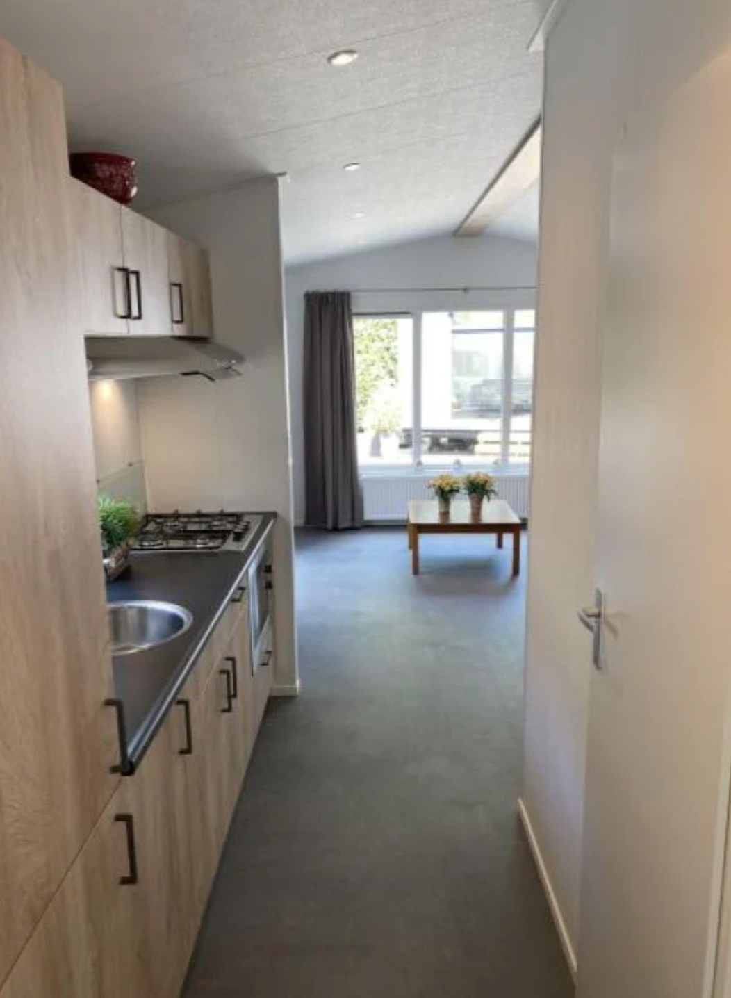 CASA MÓVIL FÉLIX 1100 (12 X 4 M)