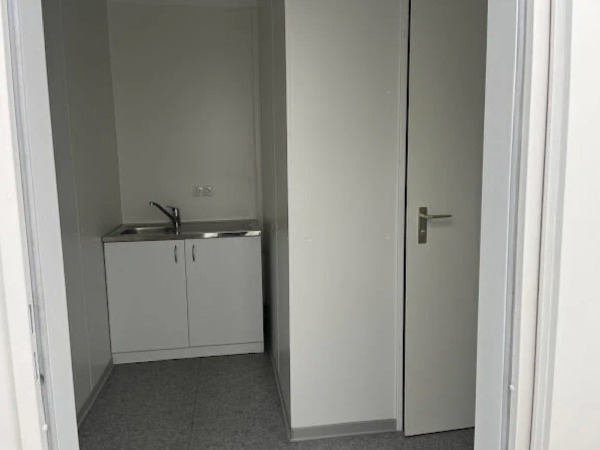 CONTENEDOR DE OFICINA 10 X 3 M