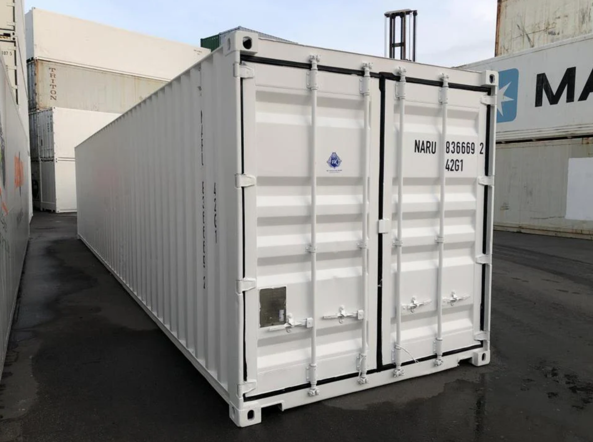 CONTENEDOR MARÍTIMO DE 40 PIES 