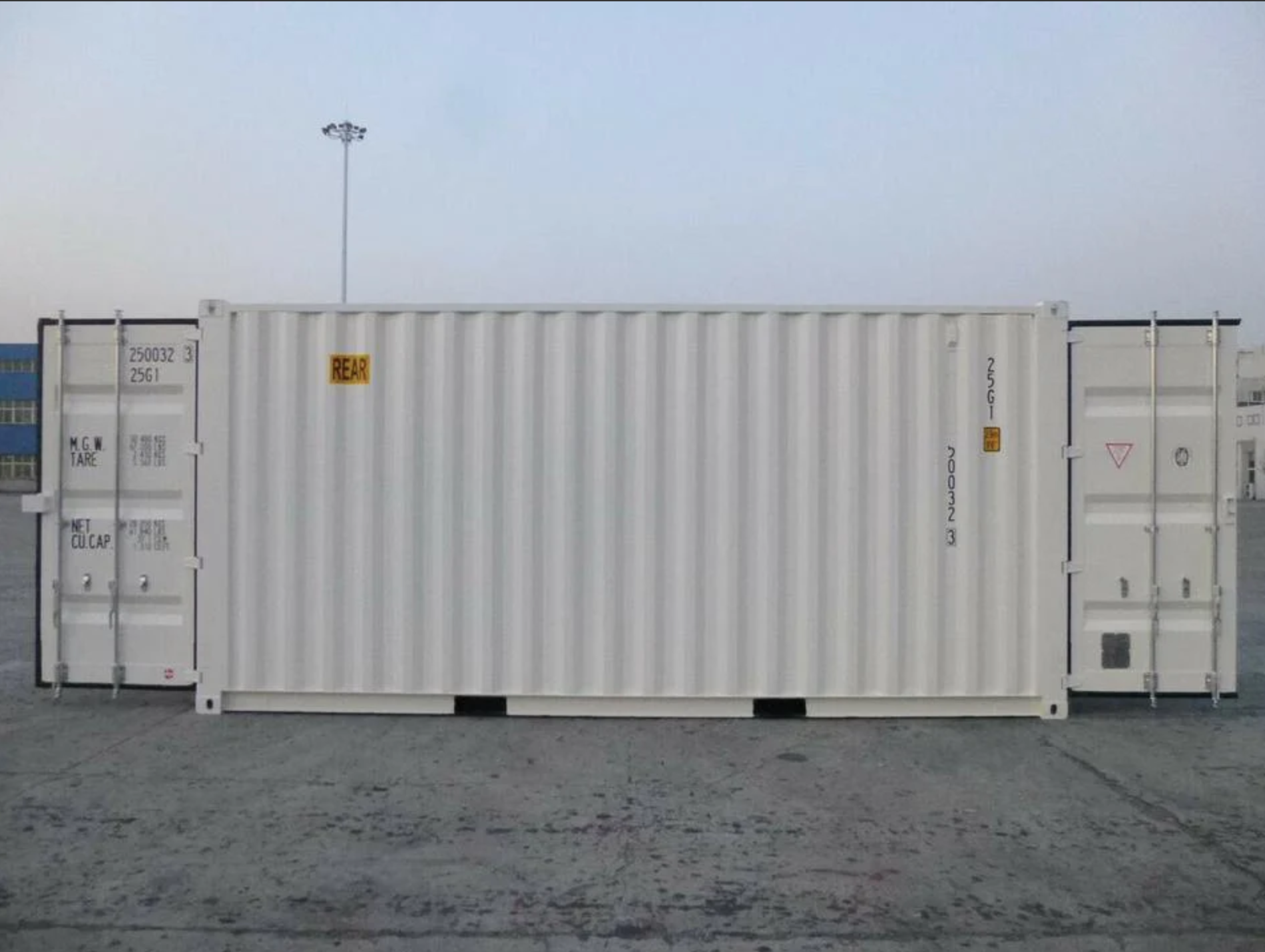 CONTENEDOR MARÍTIMO DE 20 PIES CON DOBLE PUERTA 