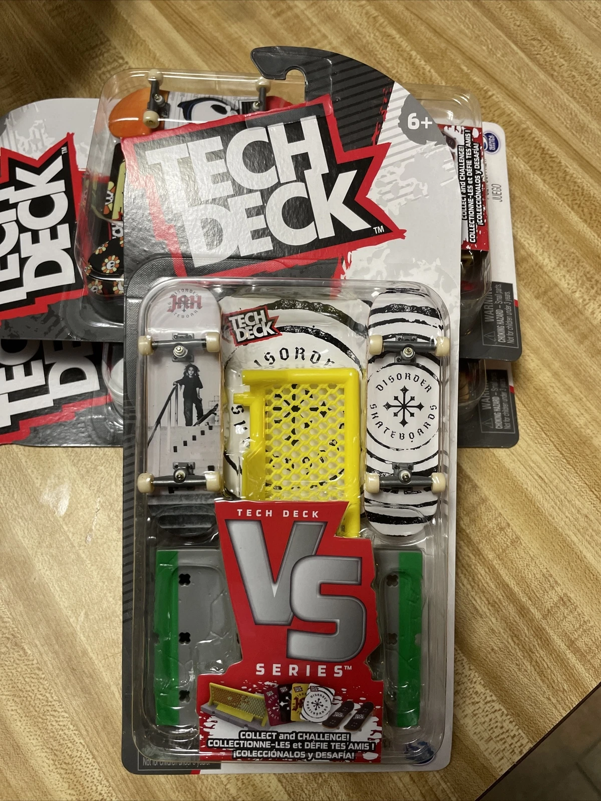 Tech Deck VS Series *DISORDER* Skateboards Fingerboard , Cards Obstacle BMX