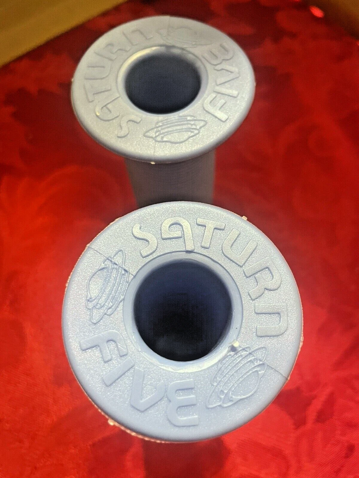 Vintage Hunt Wilde FREE STYLE BMX Lavender Saturn Five Mushroom Grips NEW OLD STOCK