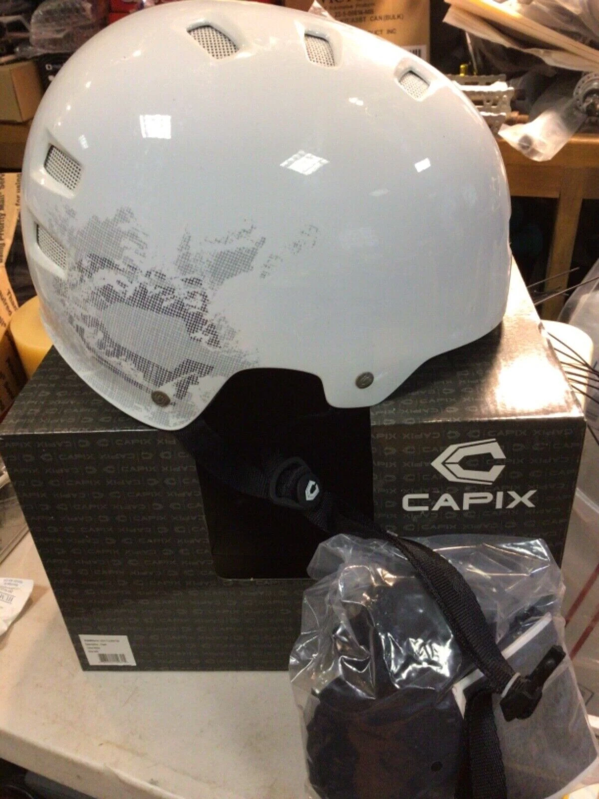 CAPIX Graphics CLASH Gloss WHITE Mens Helmet L/XL