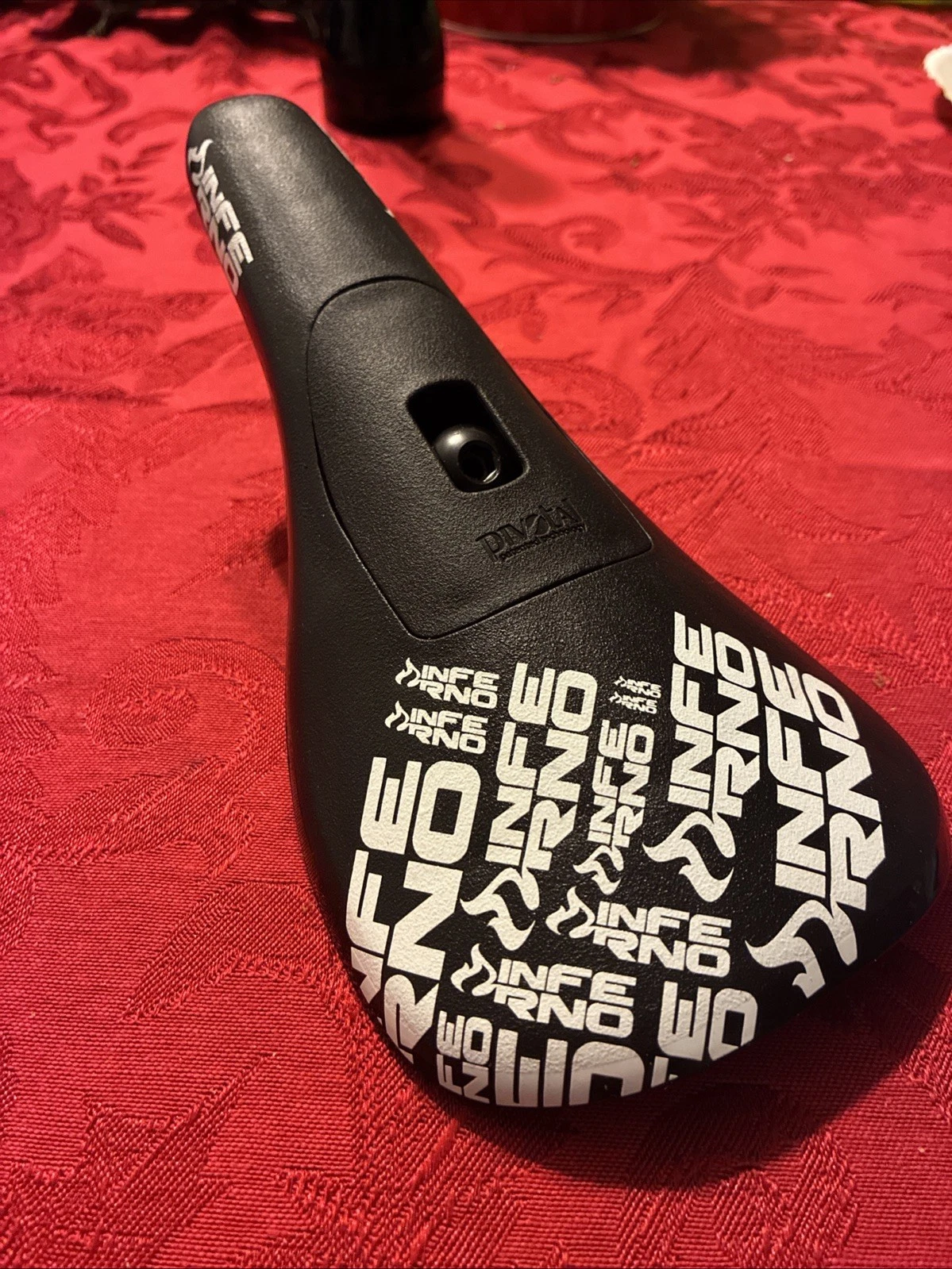Inferno Pivotal Post Mini Black BMX seat