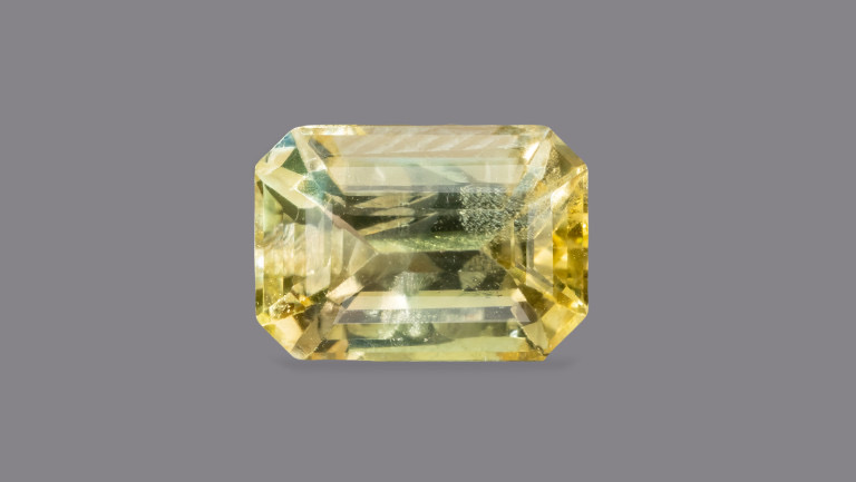 Natural Yellow Sapphire – 4.60 Carats (Certified)