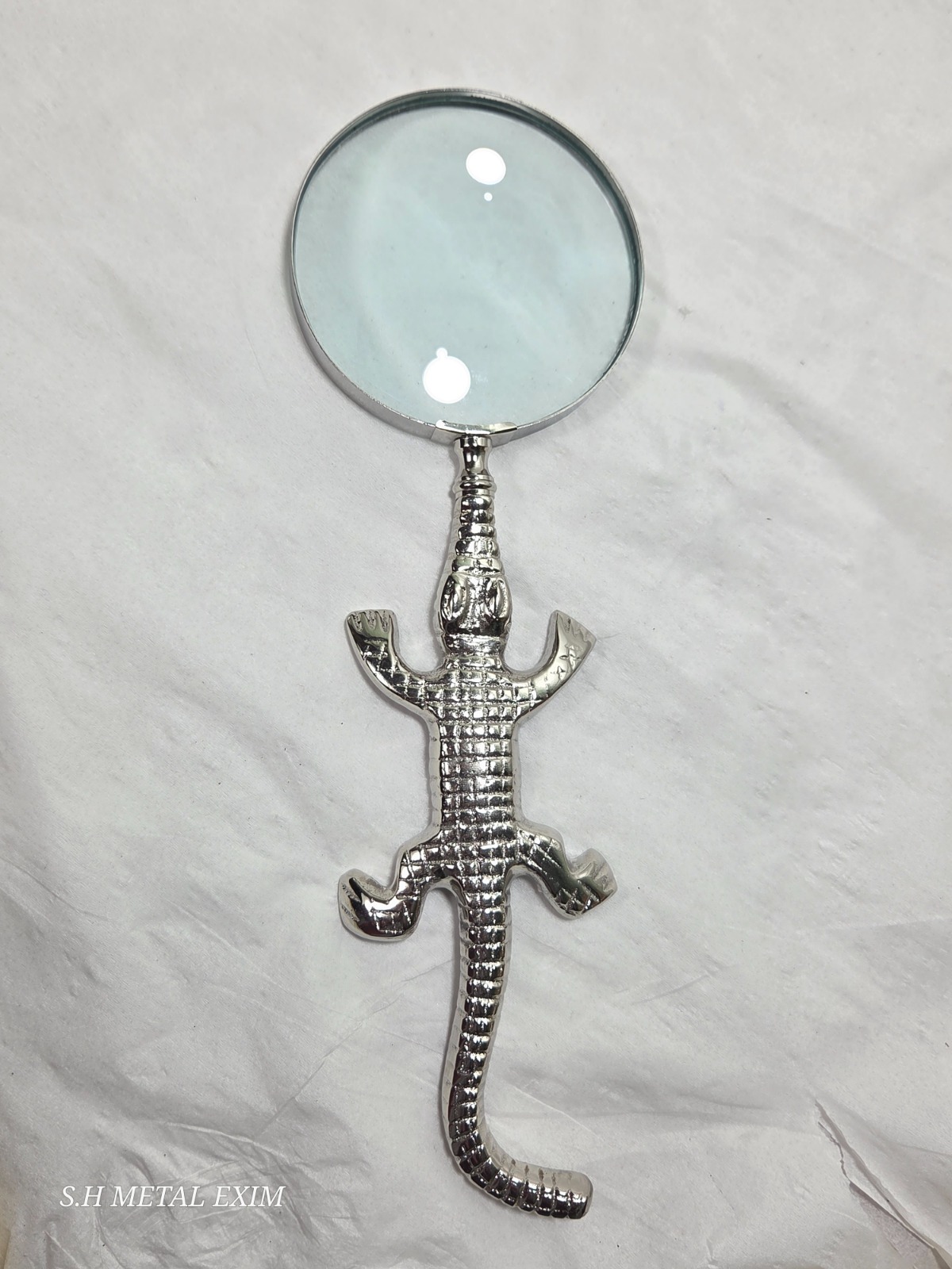 Crocodile Handle Magnifying Glass