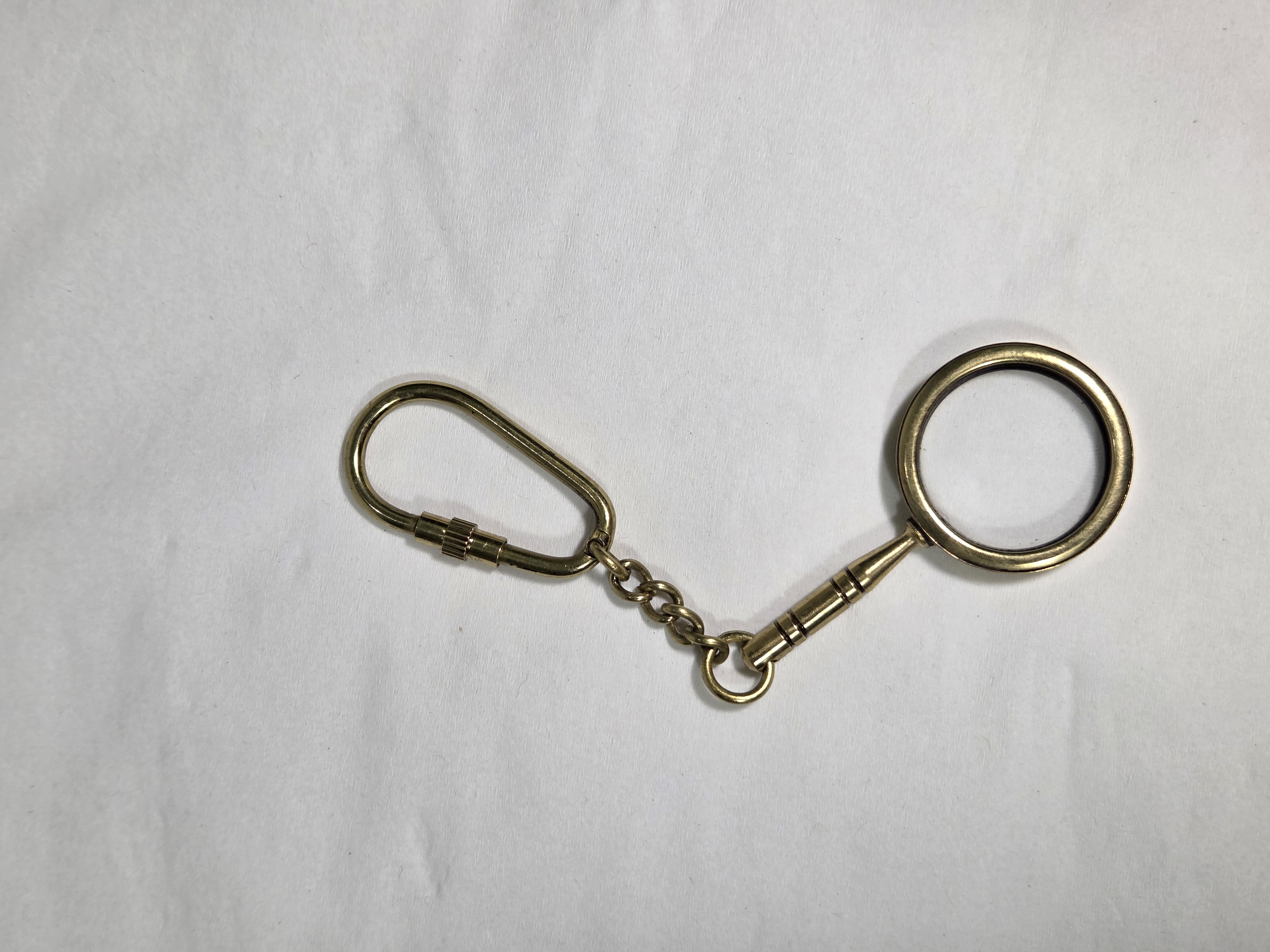 Vintage Magnifying Glass Keychain – Antique Brass Explorer Lens Charm