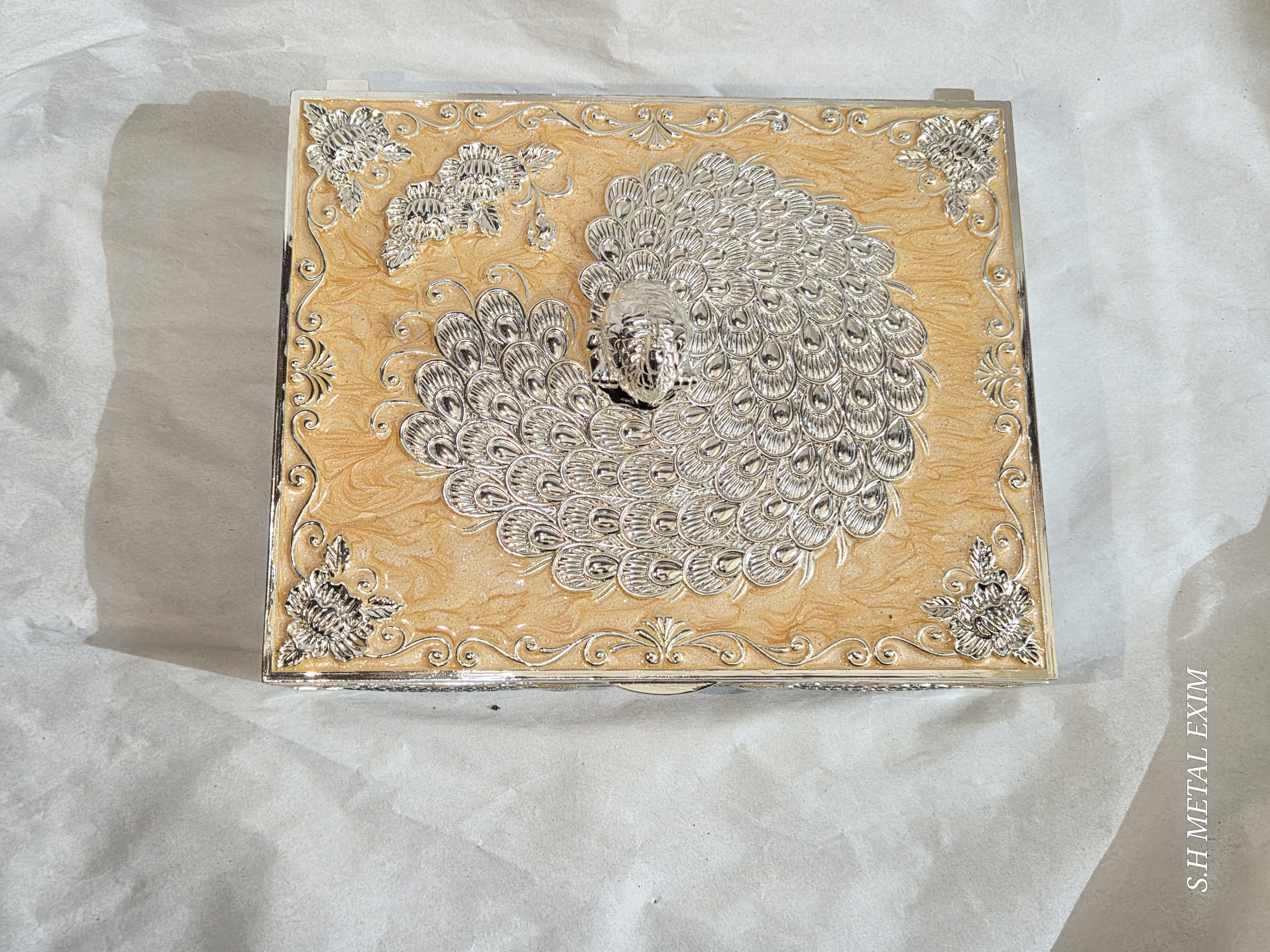 Gemini said The Majestic Peacock Keepsake Tray