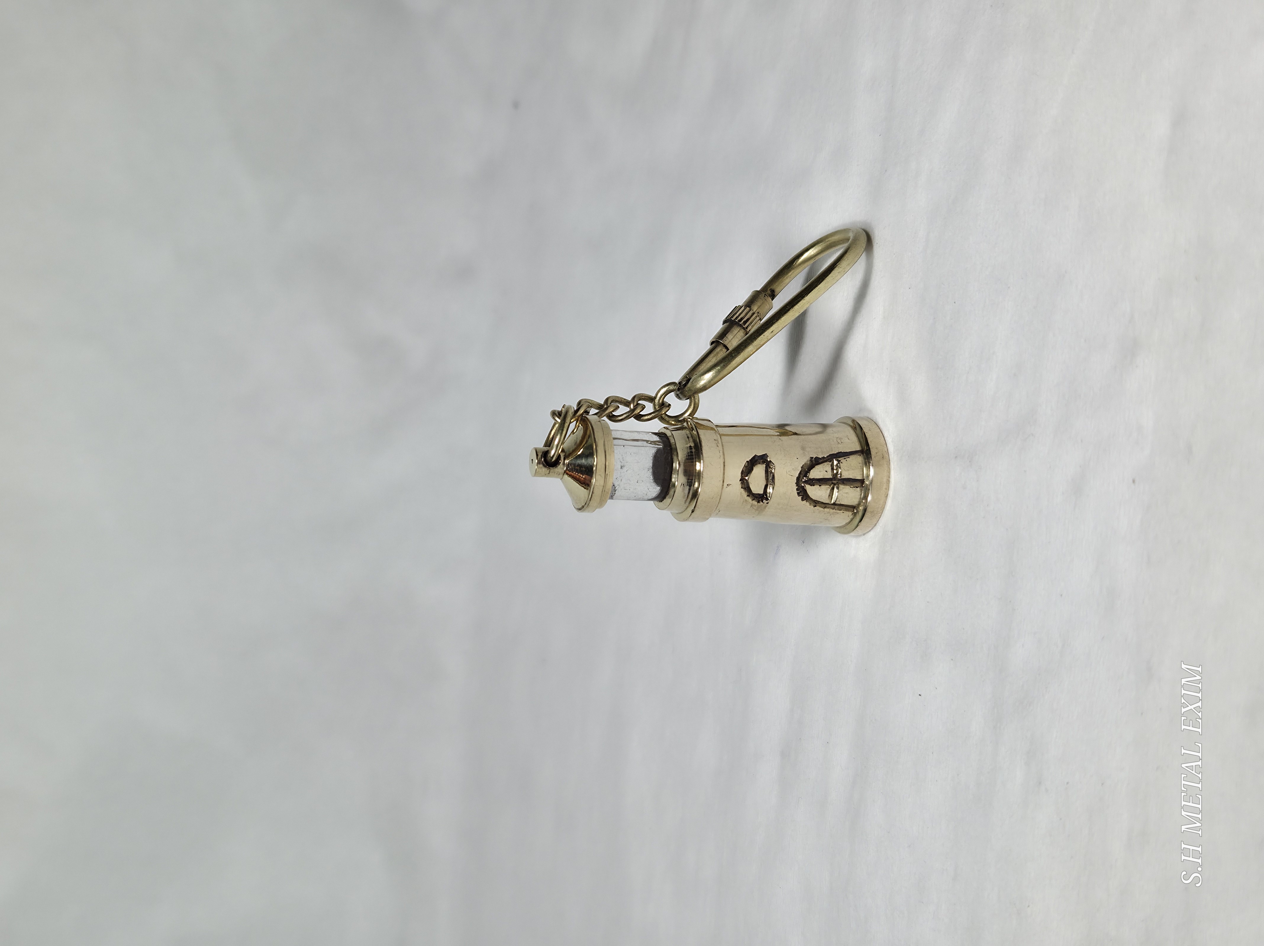 Vintage Lighthouse Keychain – Nautical Brass Mini Lantern Charm