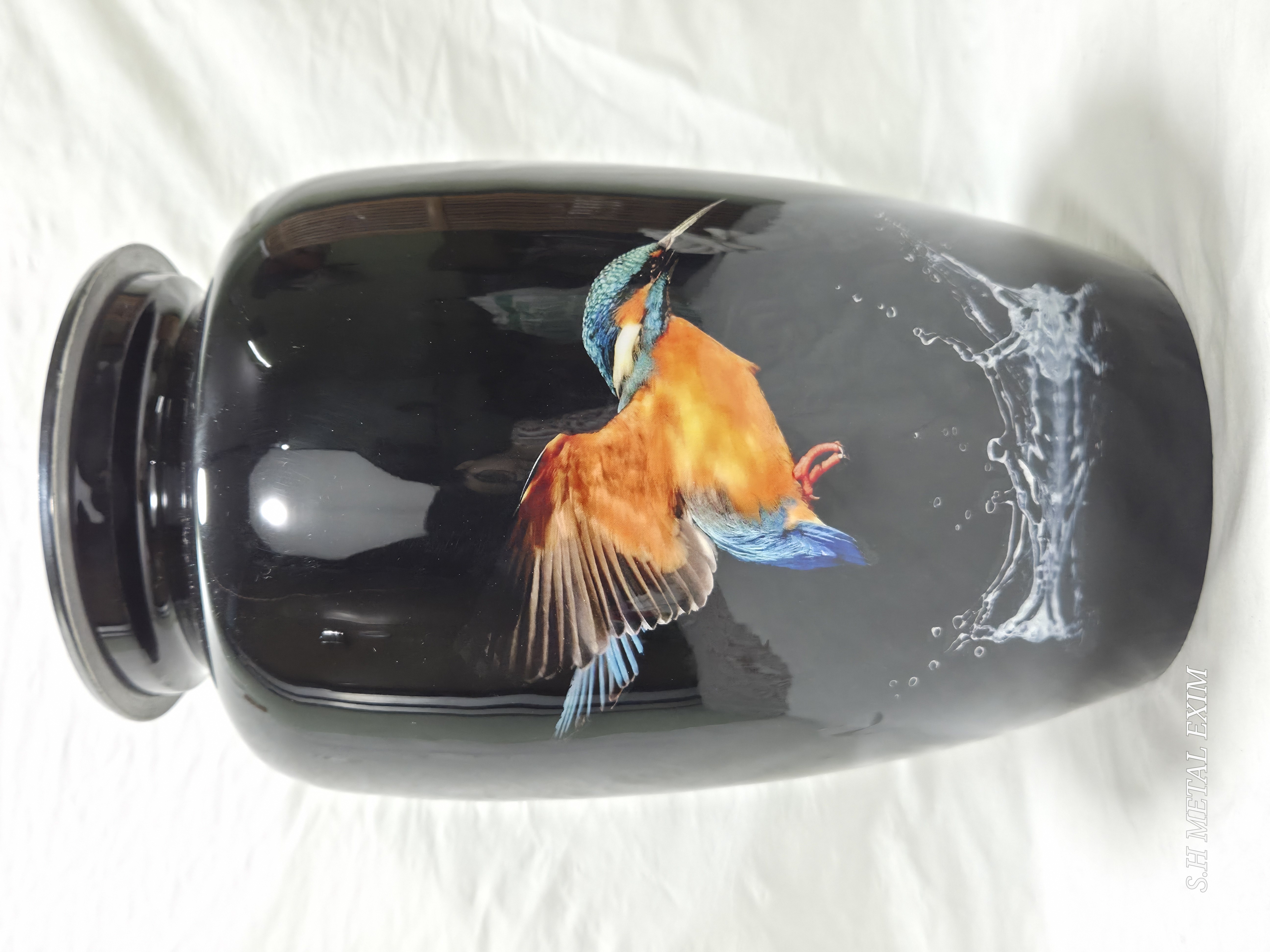 Silent River Flight Black Urn