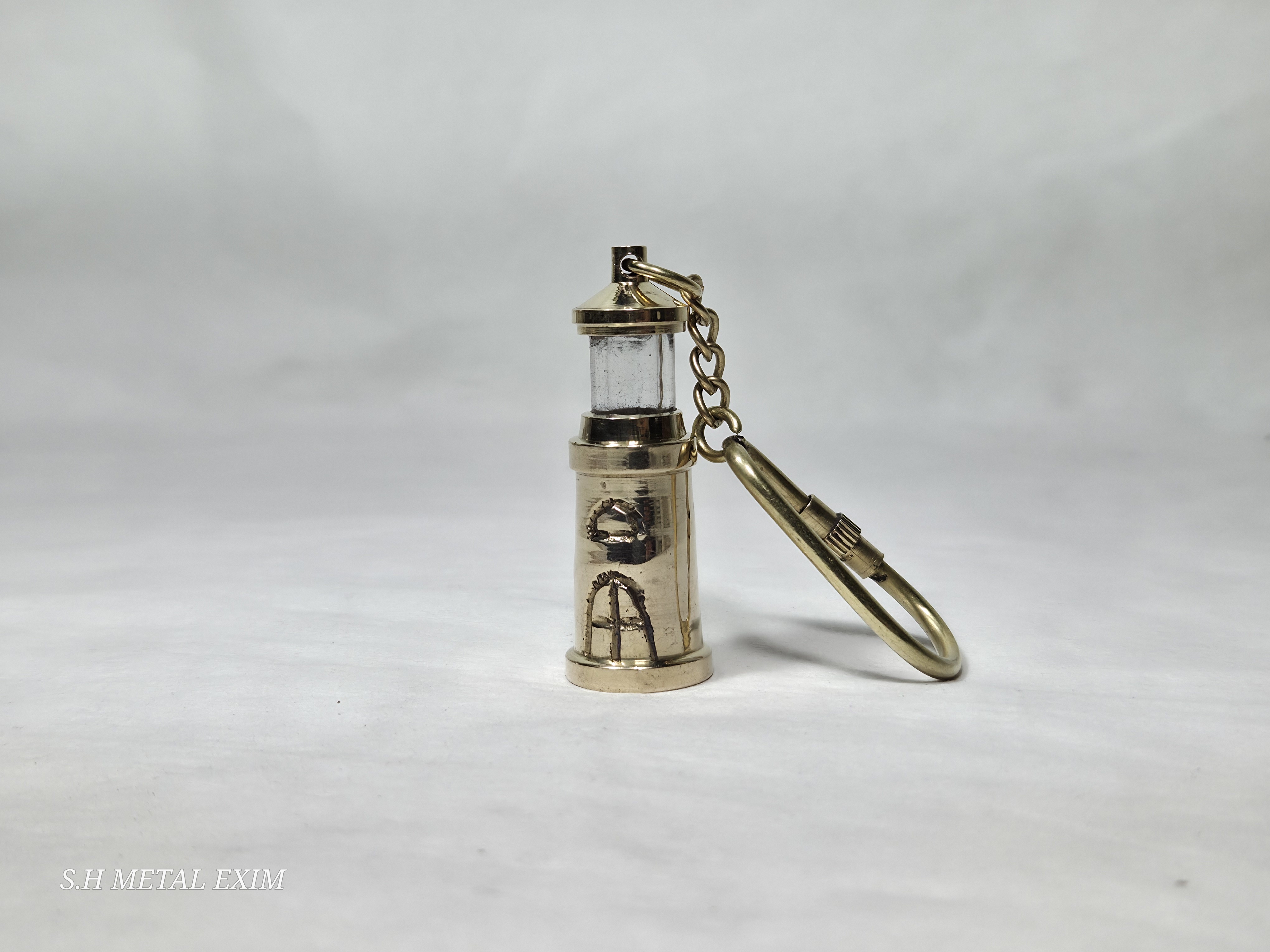 Vintage Lighthouse Keychain – Nautical Brass Mini Lantern Charm