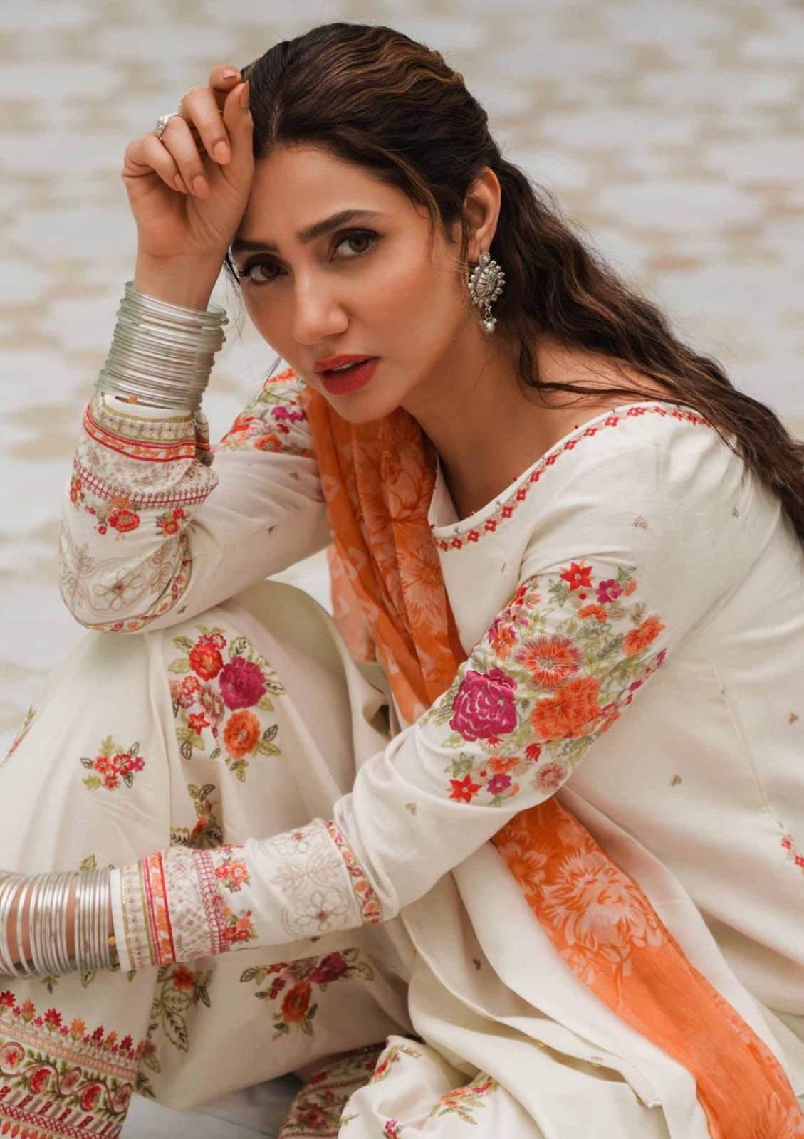 Embroidered White Lawn Suit