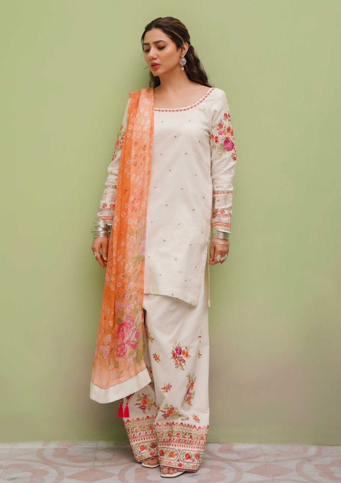 Embroidered White Lawn Suit
