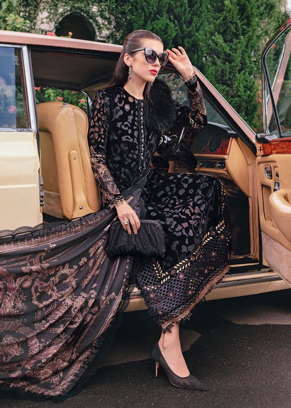 Luxury Black Embroidered Suit