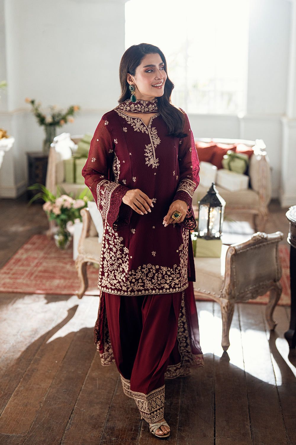 Maroon Embroidered 3-Piece Suit