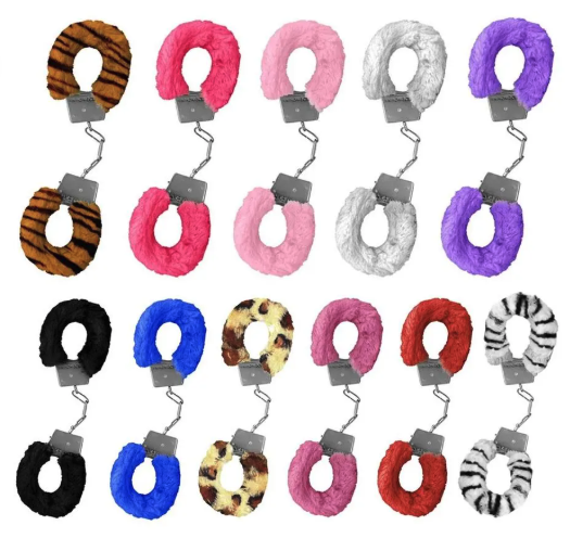 Algema de Metal Pelúcia Revestida Fur Love Cuffs - Sexy Import