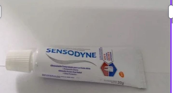 Crema dental Sensodine x 20 gr