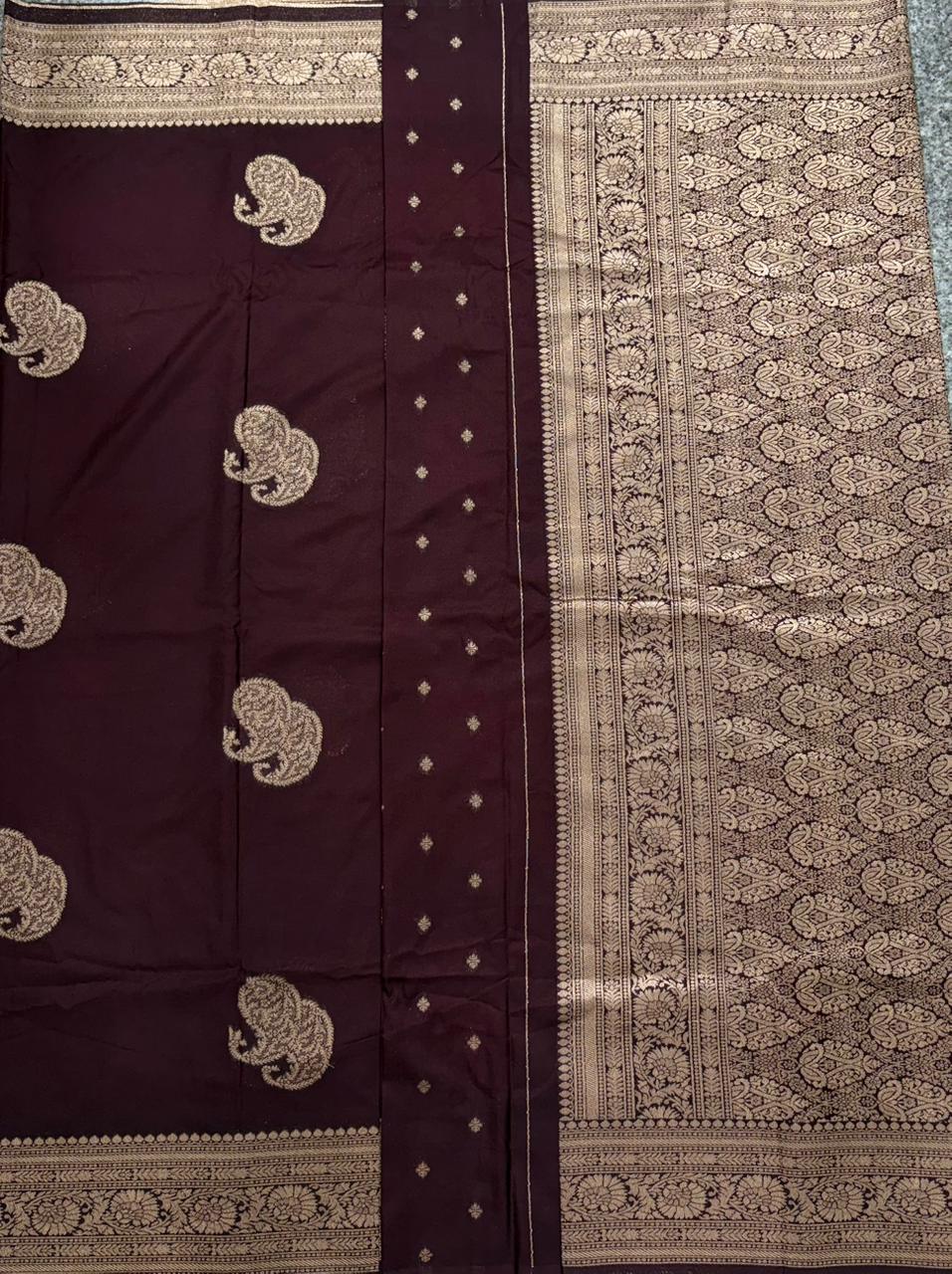 💯 premium quality  Pure khadi georgette saree  With double mango zari weaving design & rich pallu