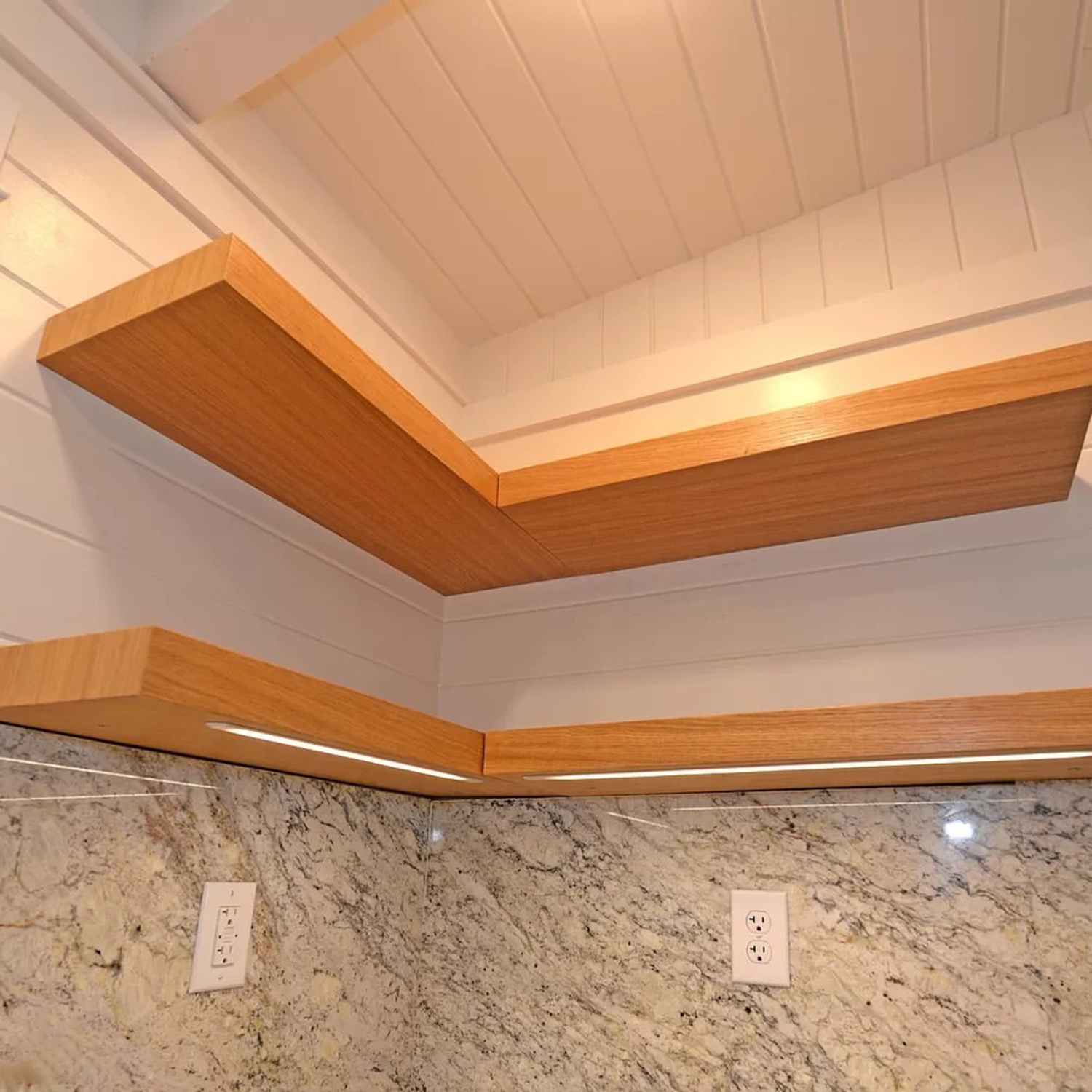 Solid Wood Corner Wall Floating Shelves with LED Lights