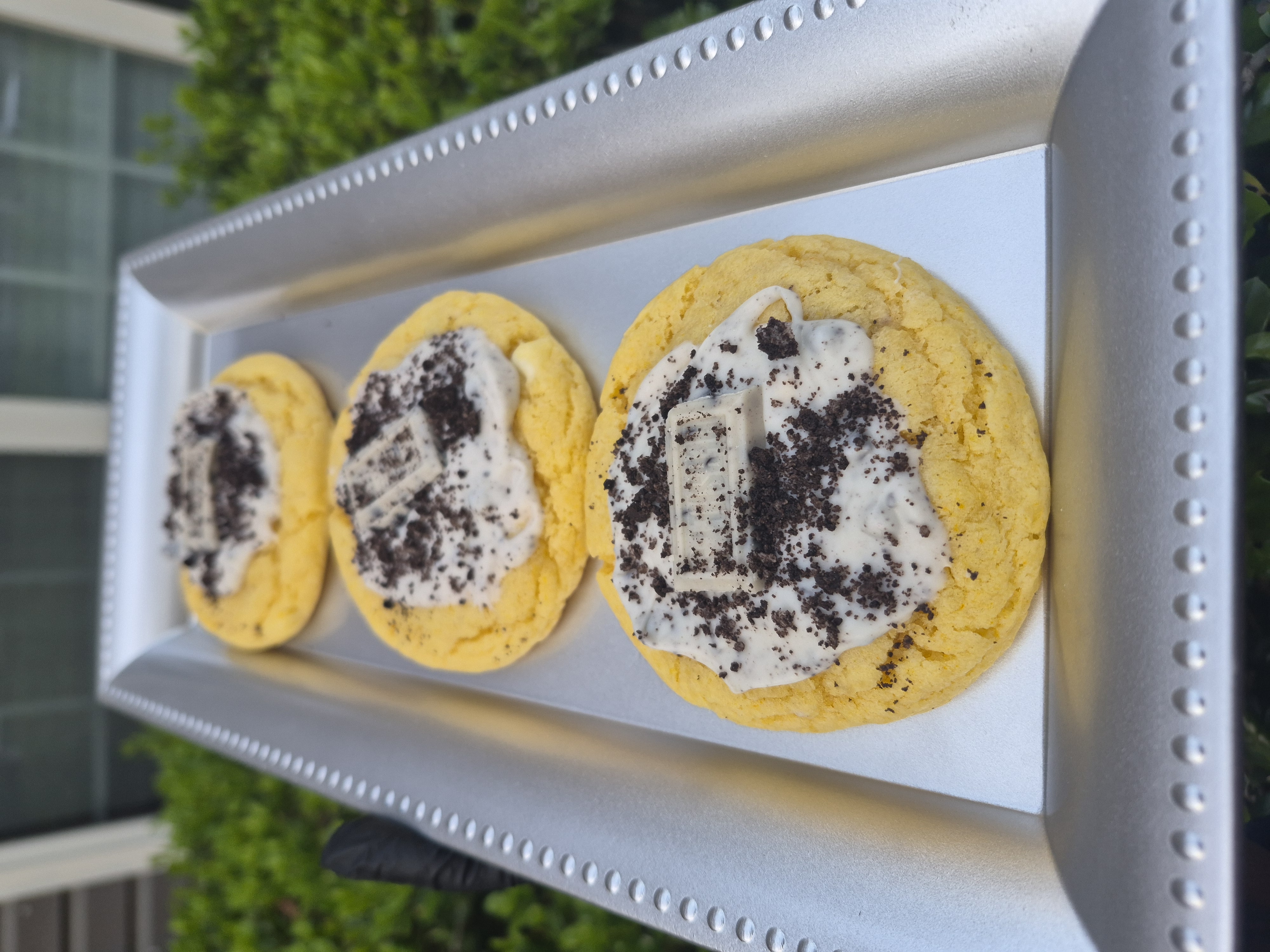 Lemon Cookies and Cream Cookies