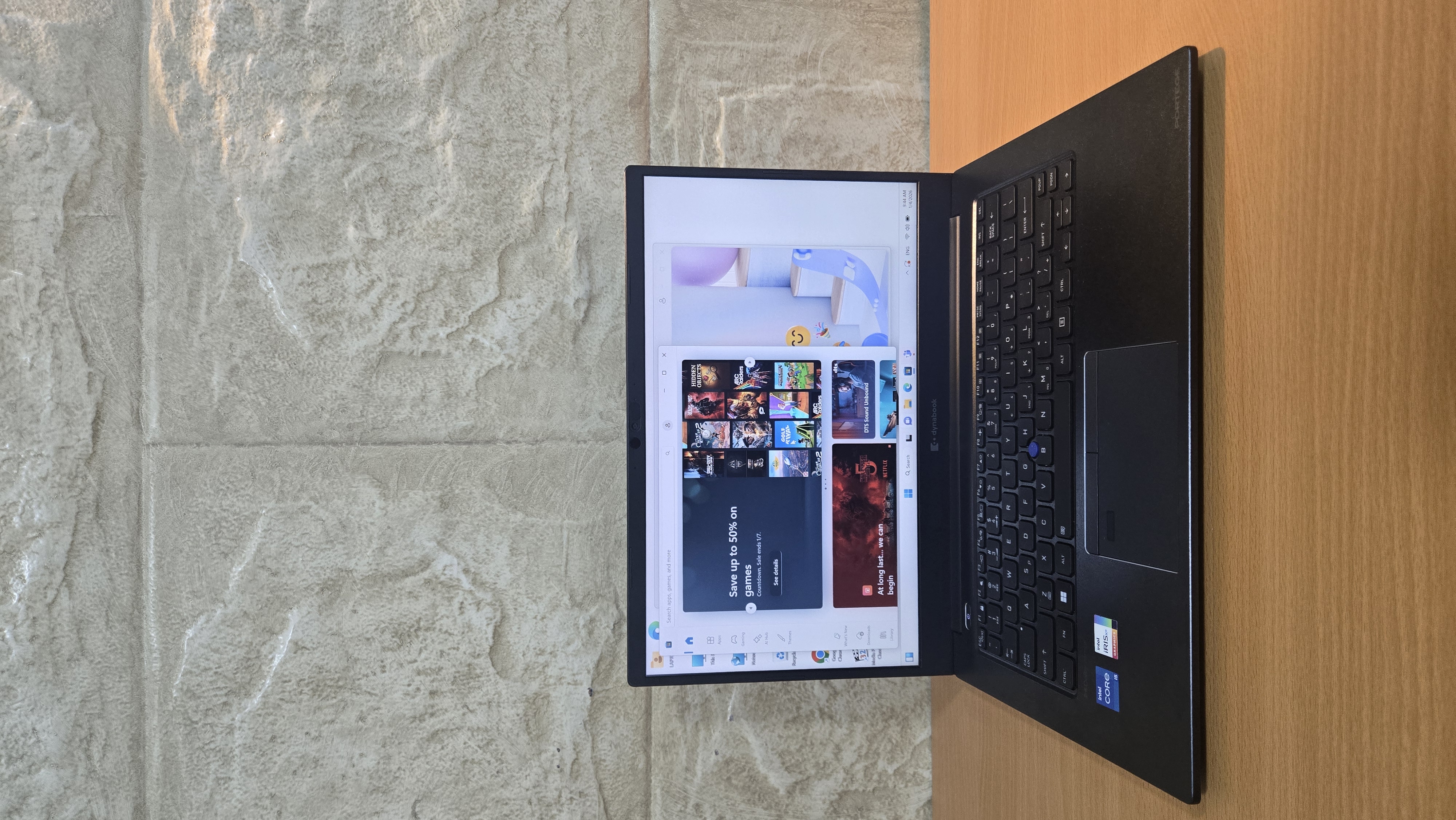 TOSHIBA Dynabook Portege x40j