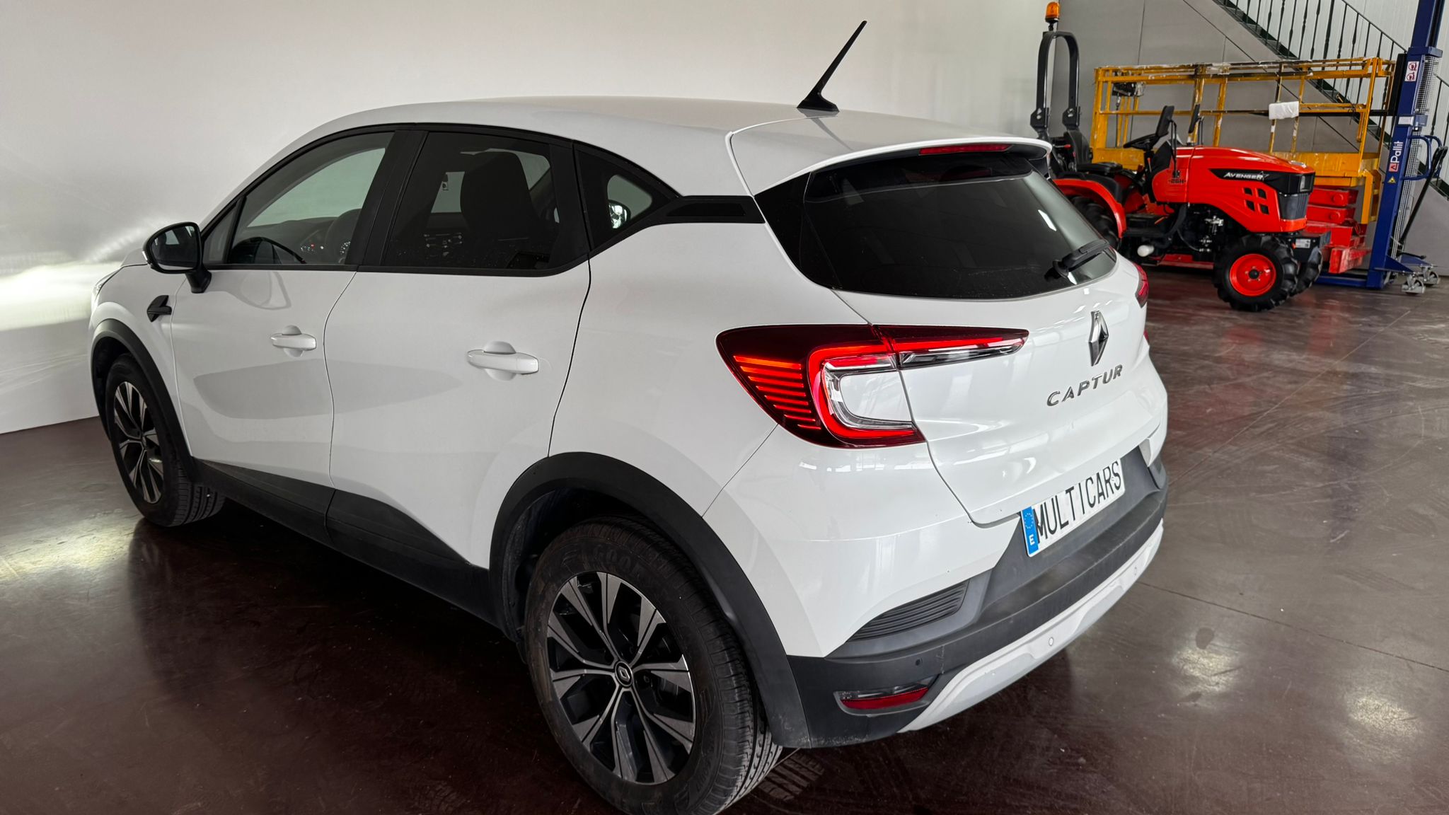 Renault Captur Evolution | Gasolina | Manual | 2023