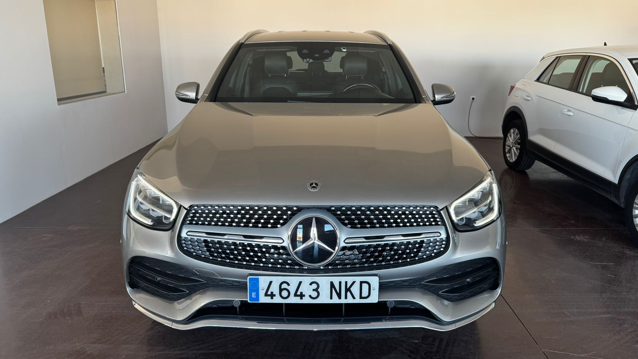 Mercedes GLC300e | Gasolina Ench. | Automático | 2021 