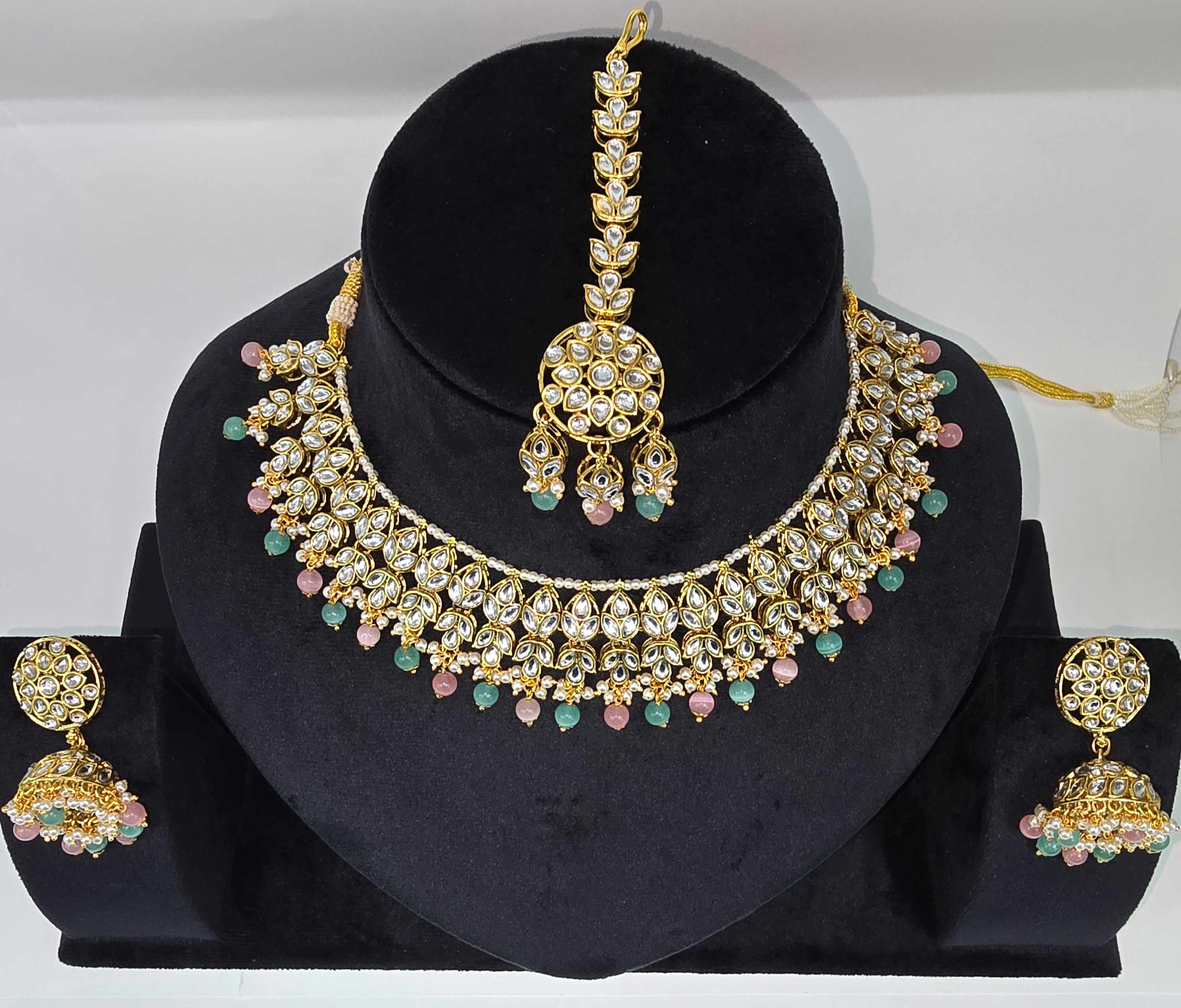 Traditional Jewellery Sets in 2 colours