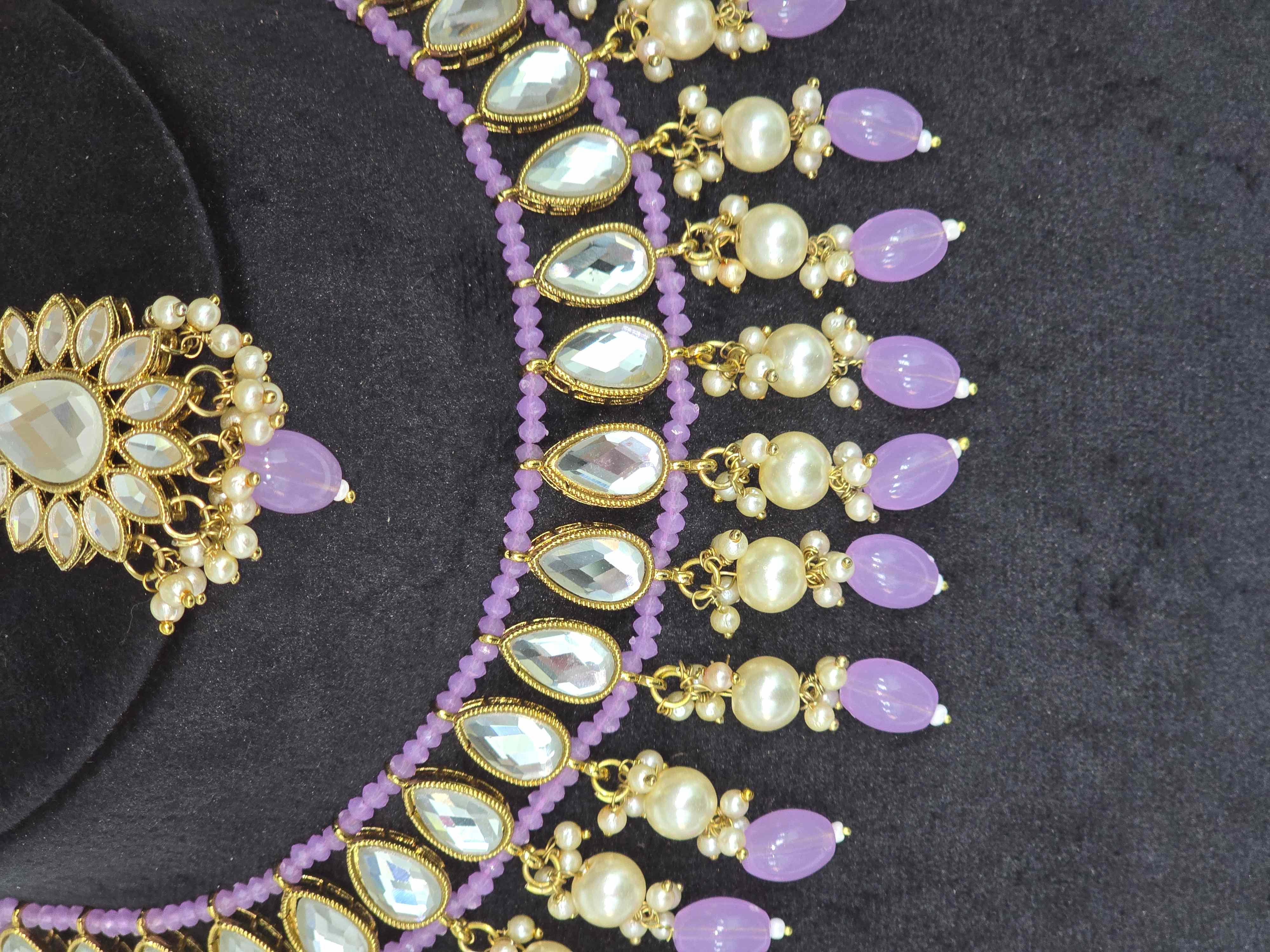 Elegant Pearl & Crystal  Necklace set