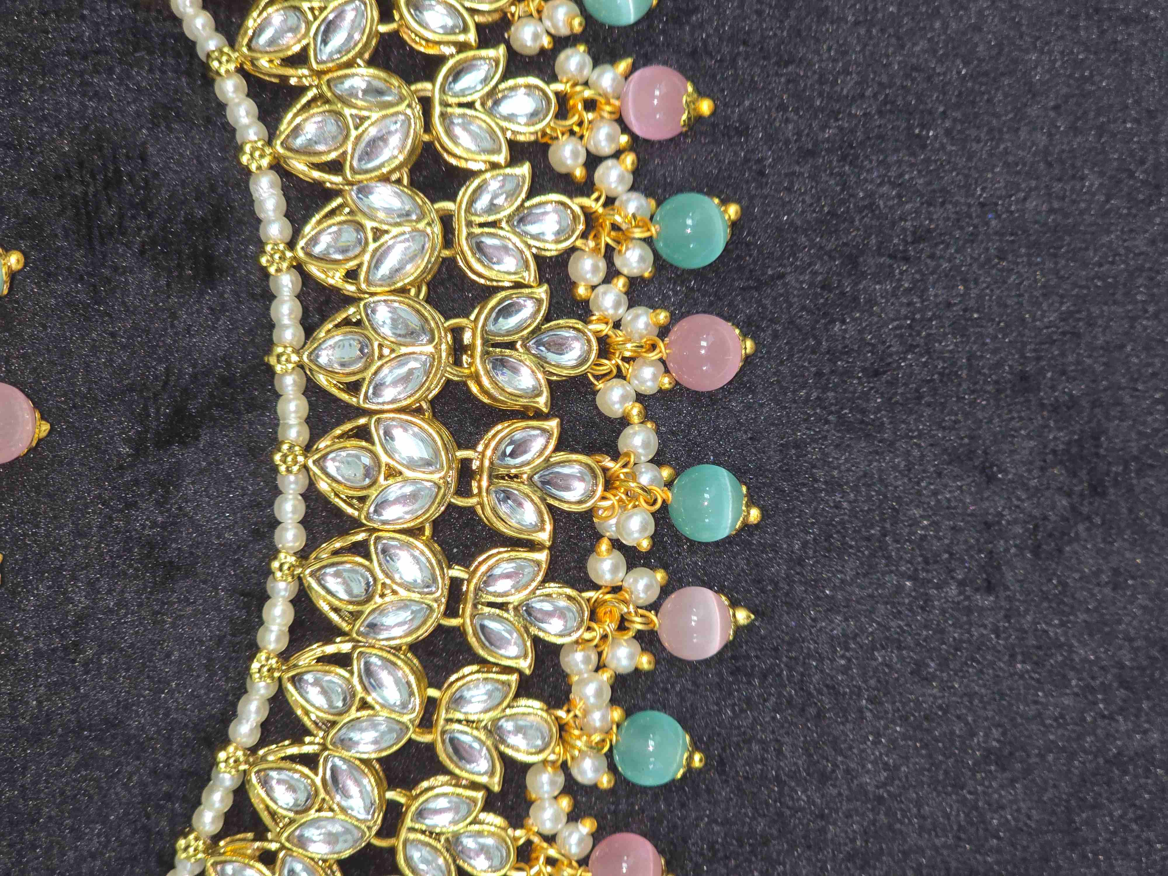 Traditional Jewellery Sets in 2 colours