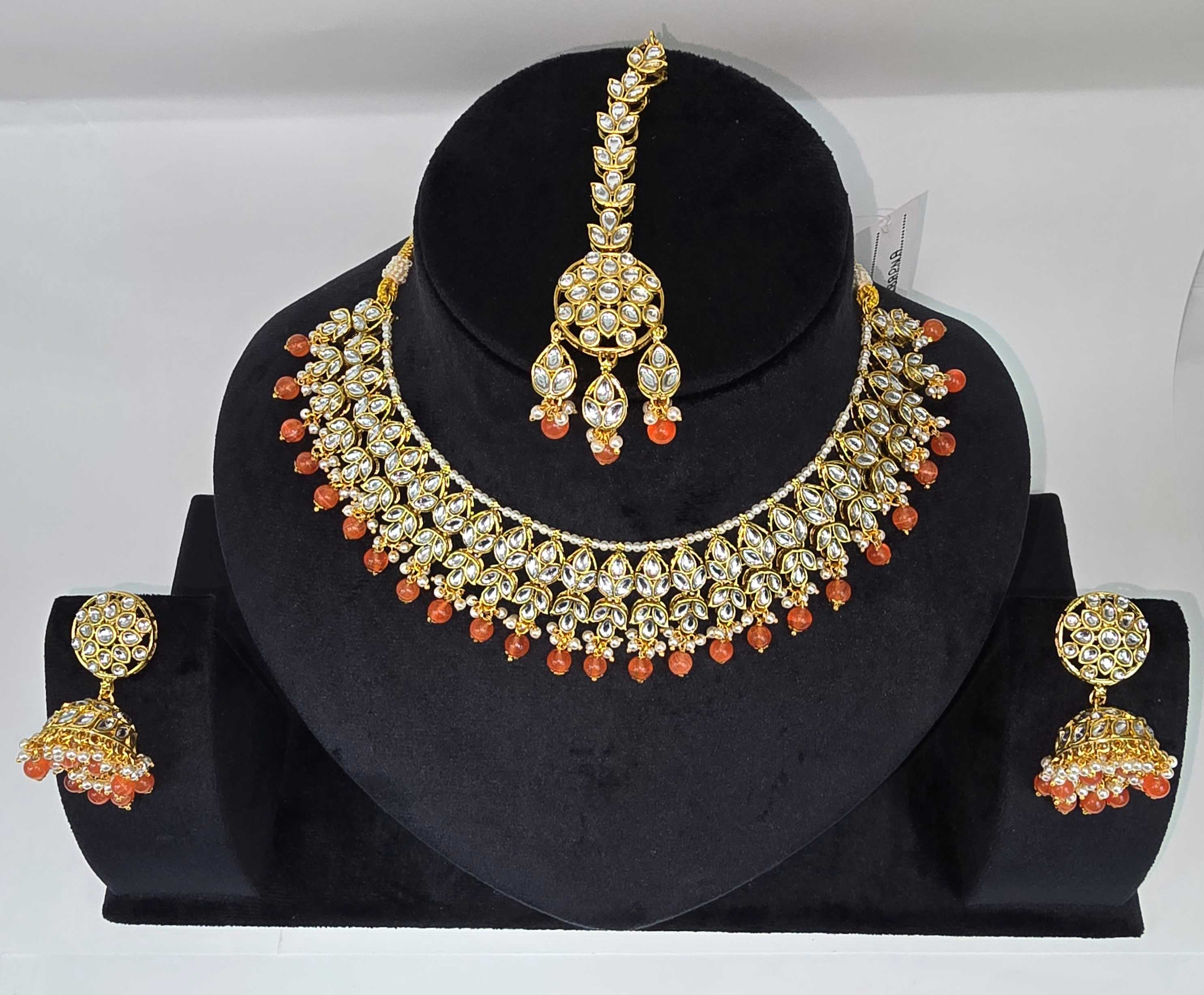 Traditional Jewellery Sets in 2 colours