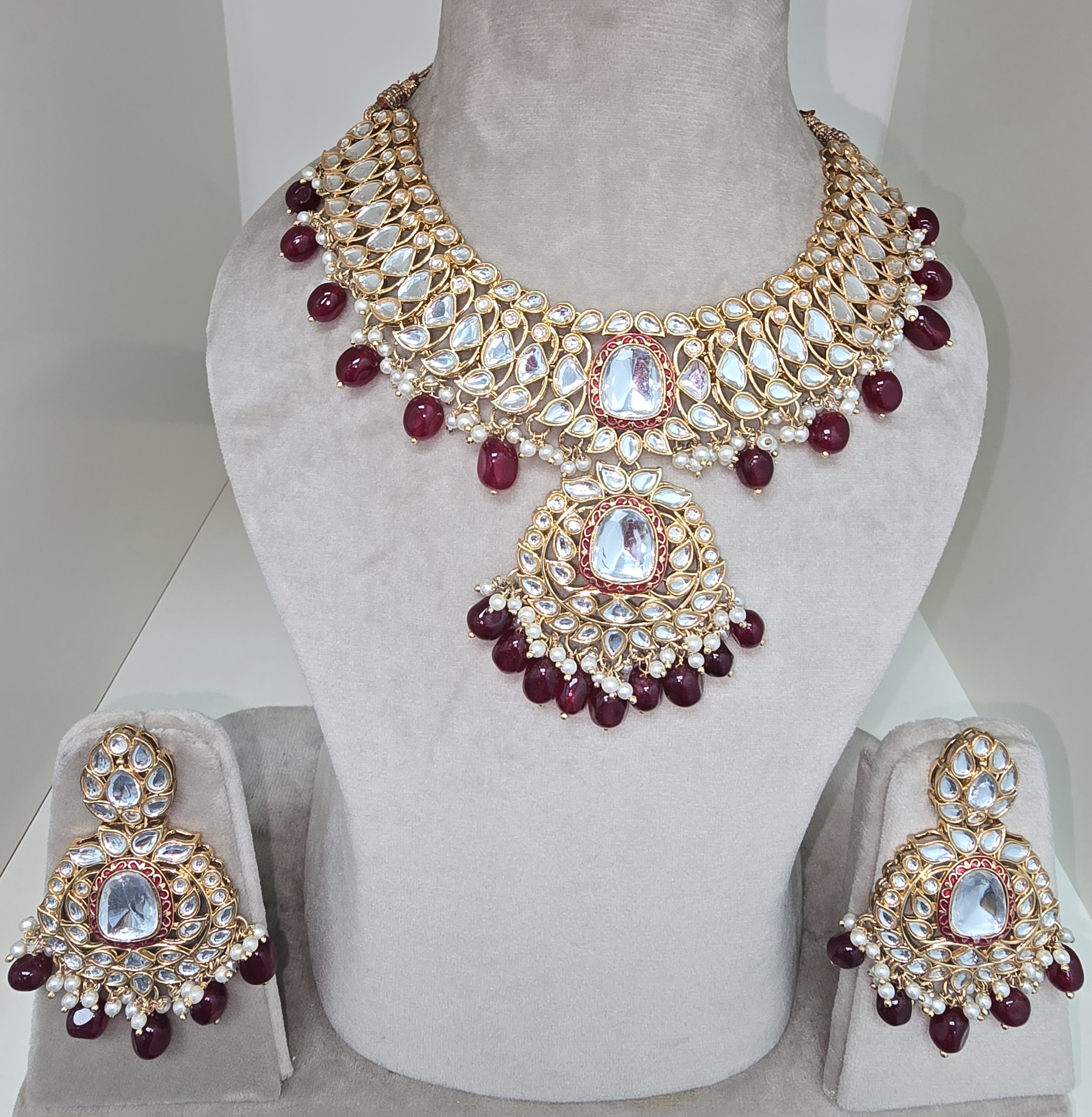 Kundan Necklace Set