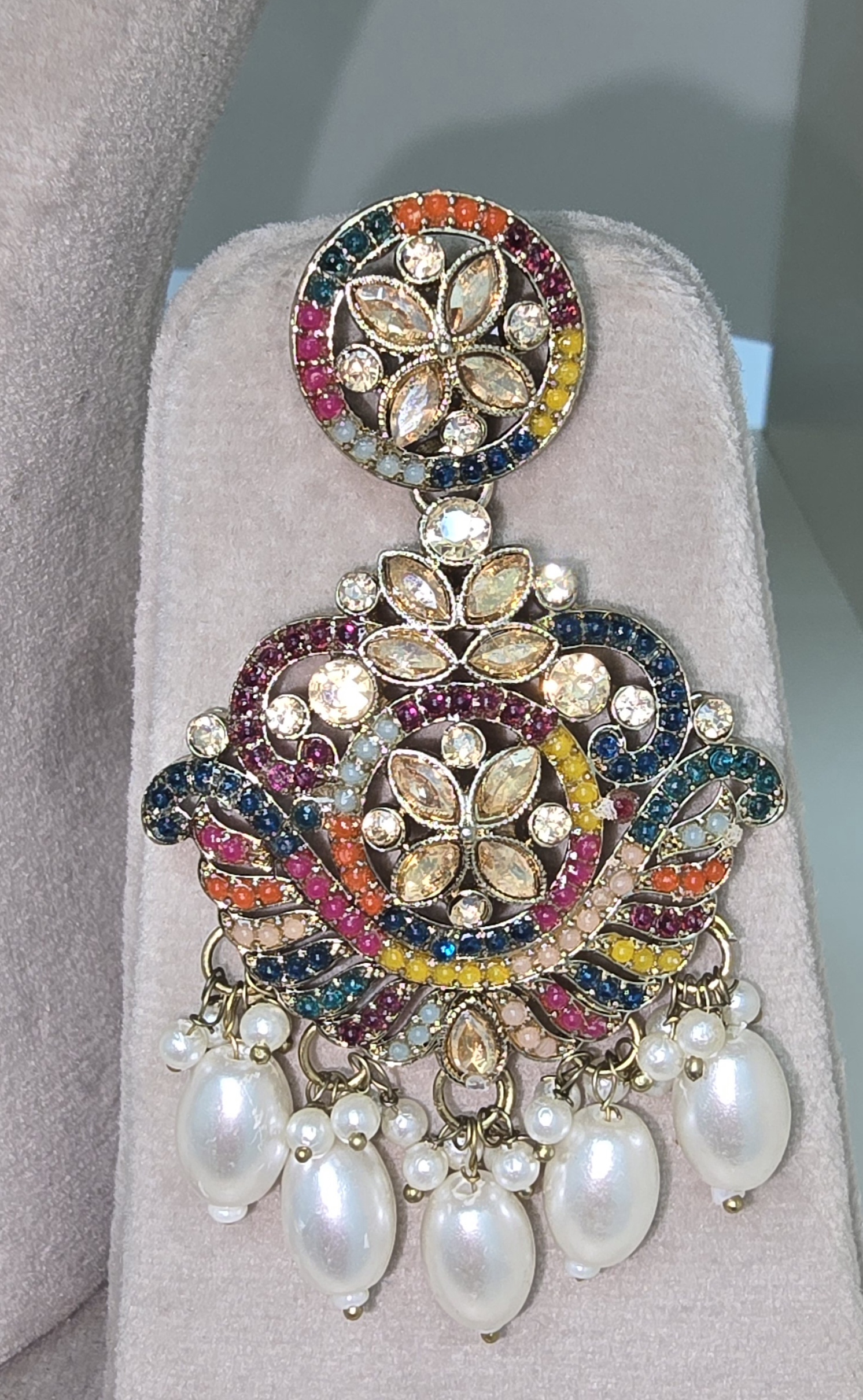 Regal Pearl and Kundan Bridal Jewelry Set