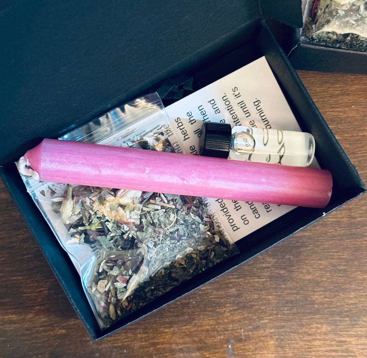 Candles of Intention - Irresistible (Spell Kit)