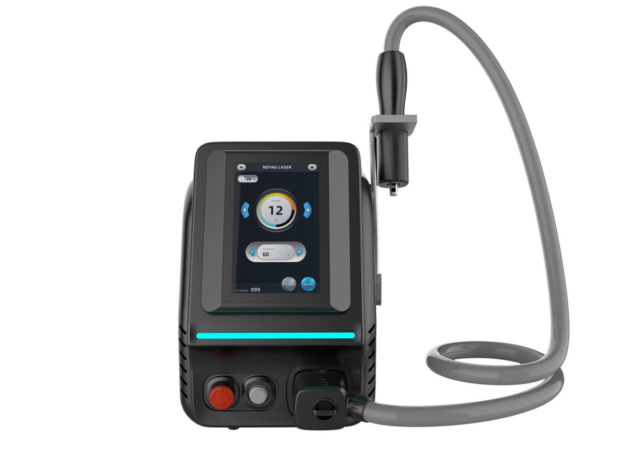 Laser Nd:YAG Q-Switched Portabil – Eliminare tatuaje & pete pigmentare