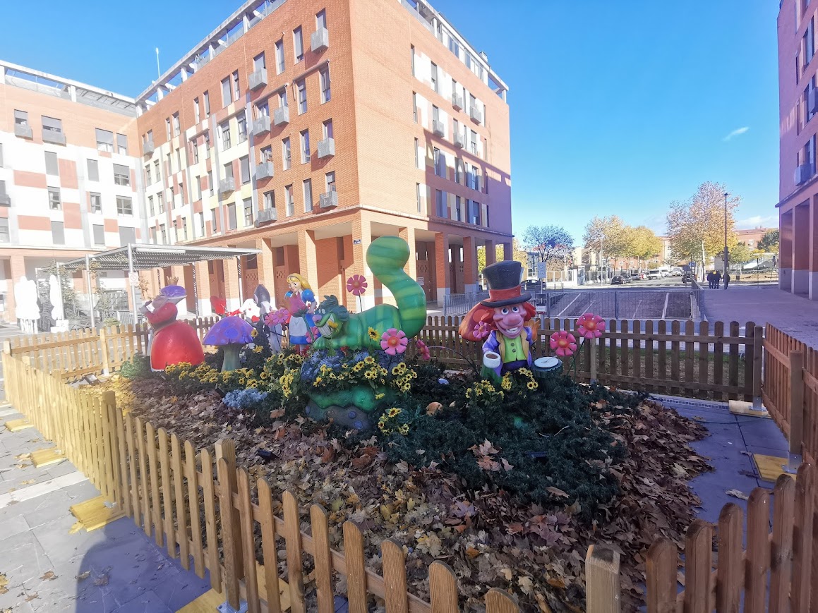 Figuras cuento de Alicia 