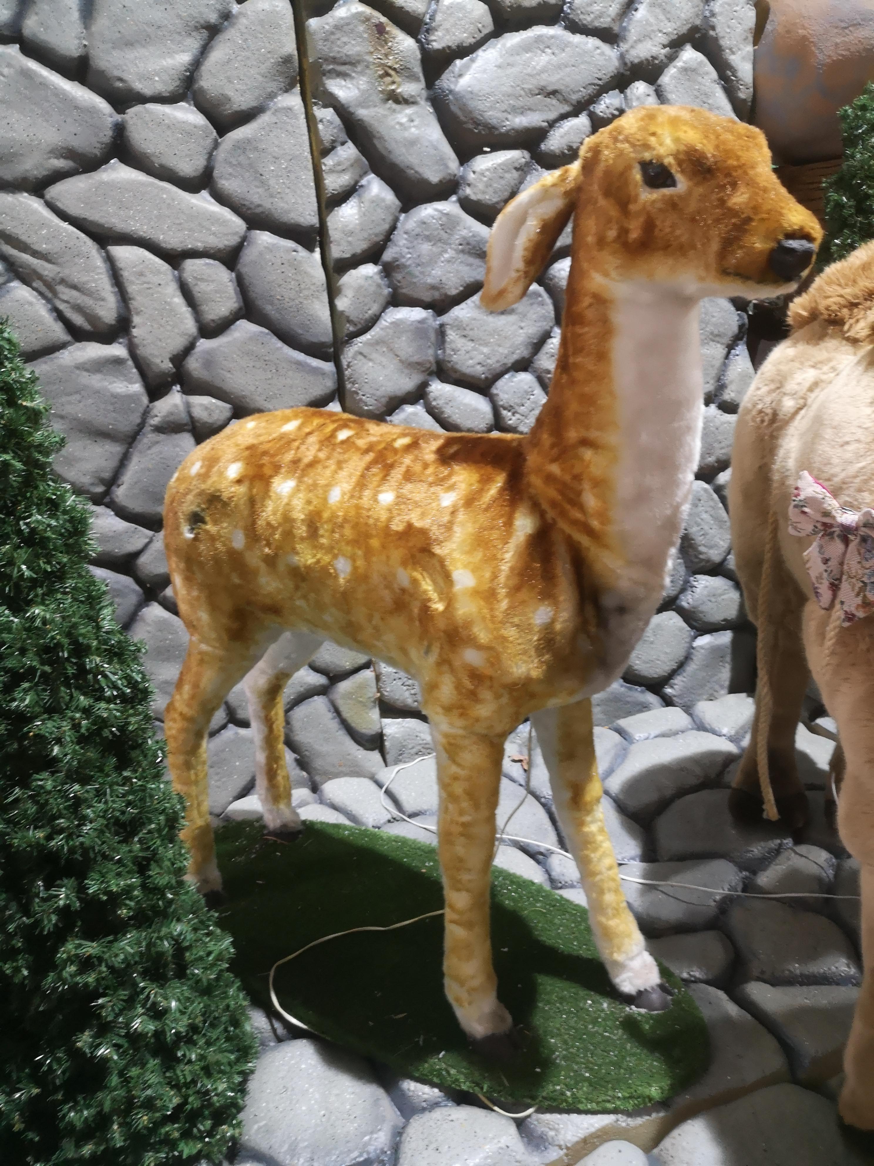 Cervatillo Animatrónico de Peluche