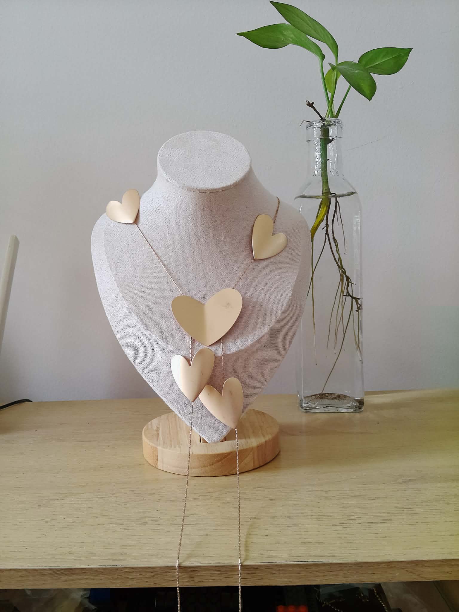 📿 Collar de Corazones Oro Brillante  💖