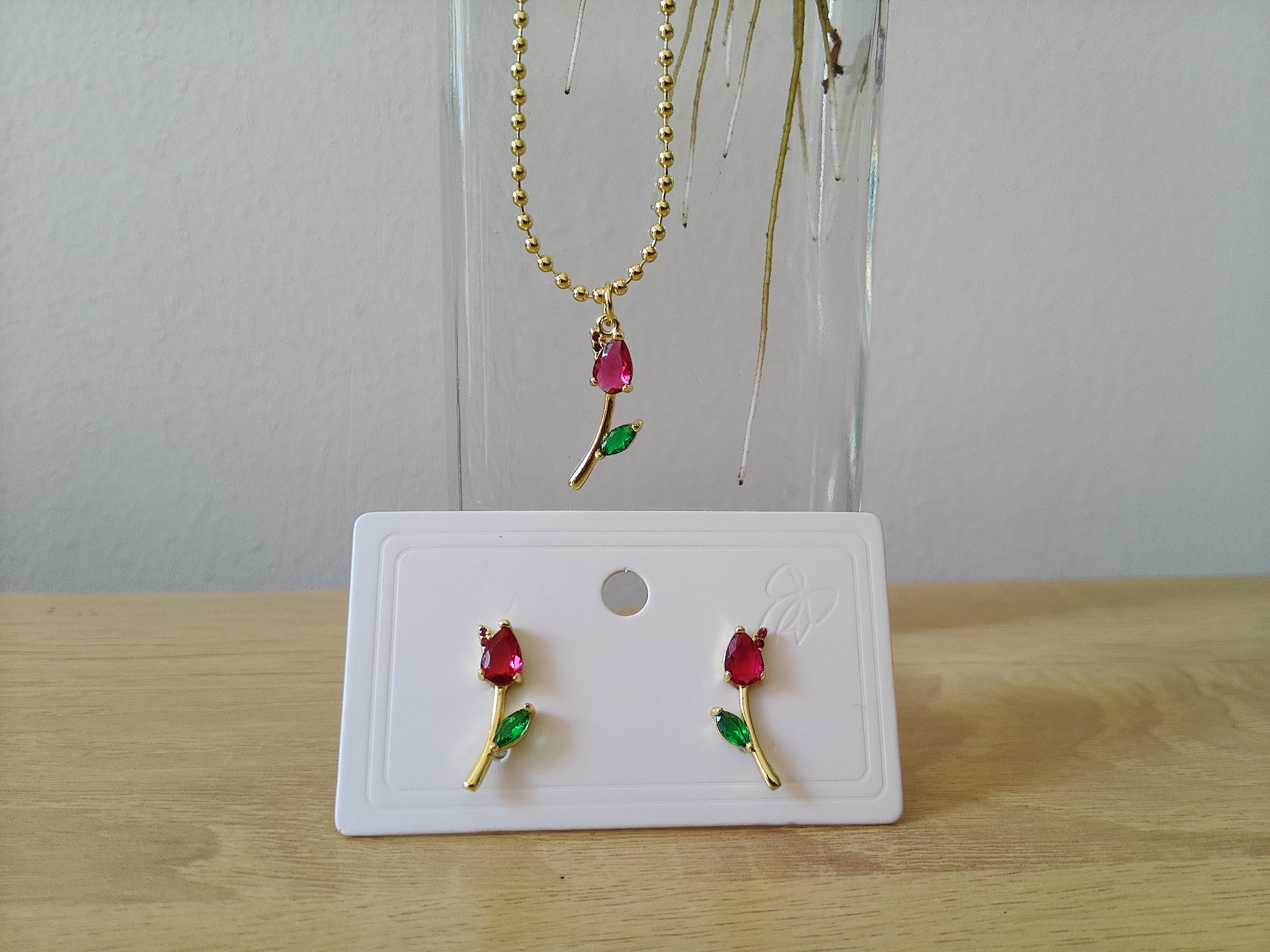 Combo Aretes y Collar tulipanes