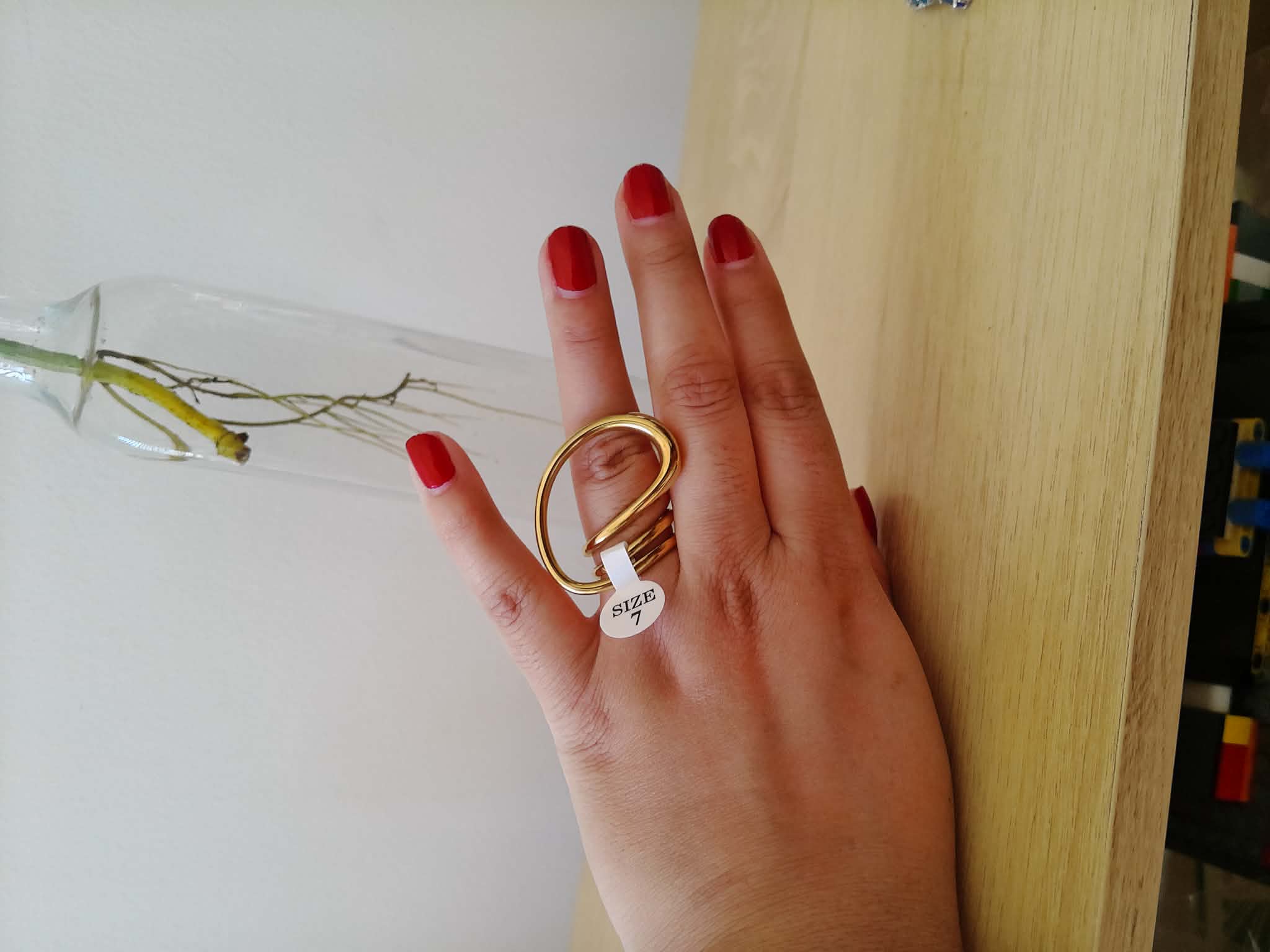 💍 Anillo Dorado Clásico Resistente al Agua 🌊✨