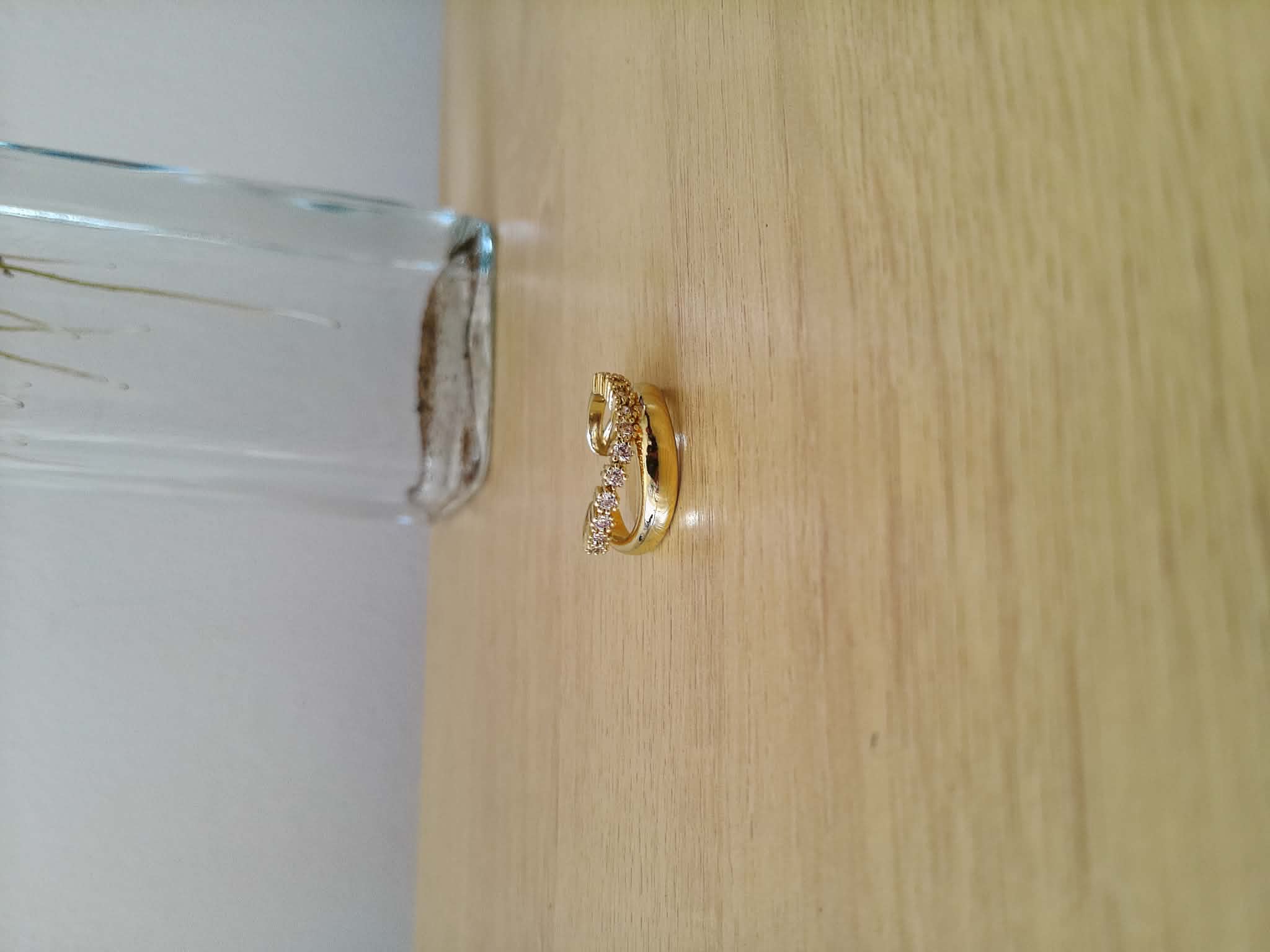 💍 Anillo Abierto de Doble Banda con Zirconias 💍 ✨