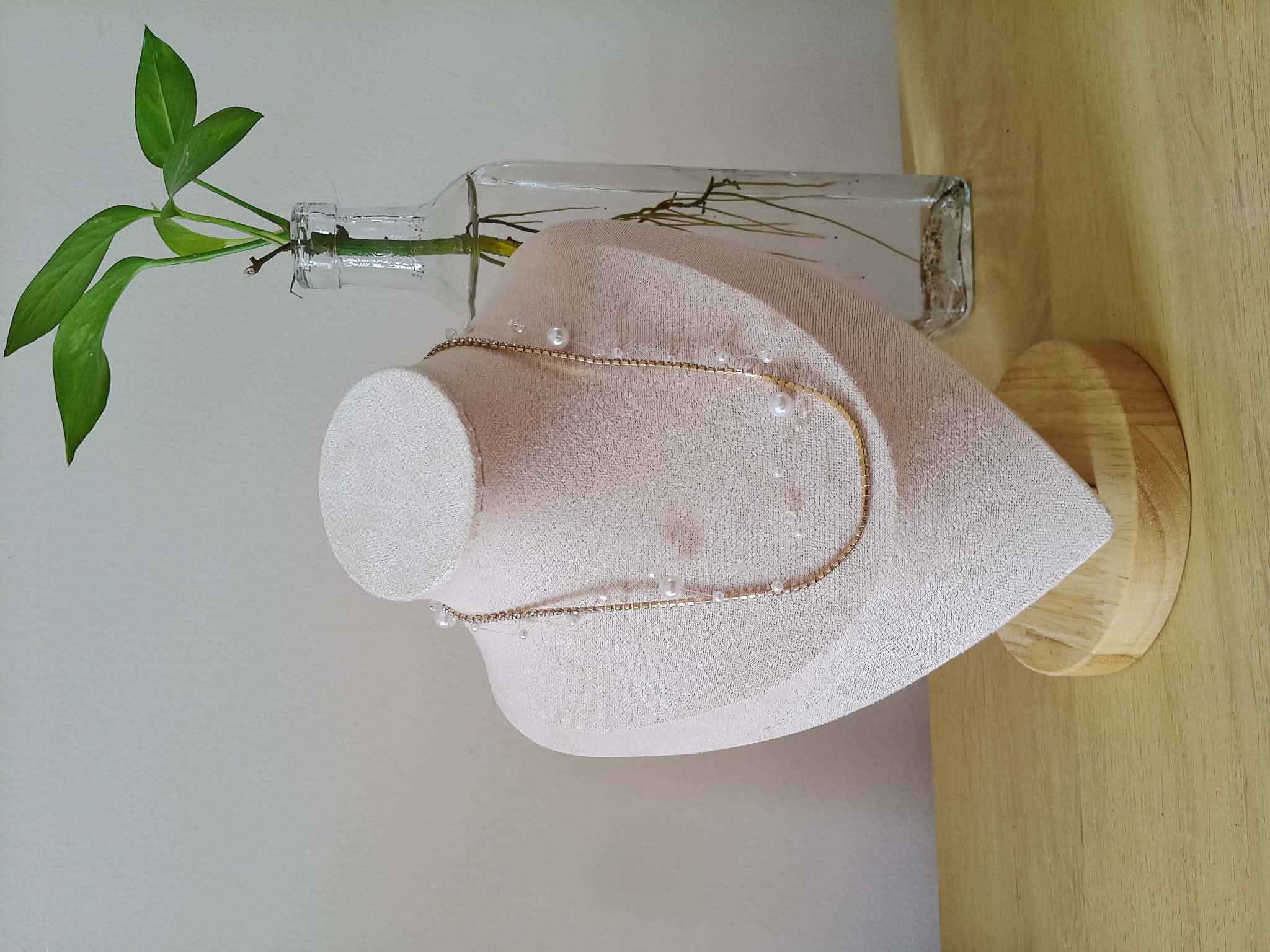 📿 Collar Geométrico con Perlas y Brillos ✨