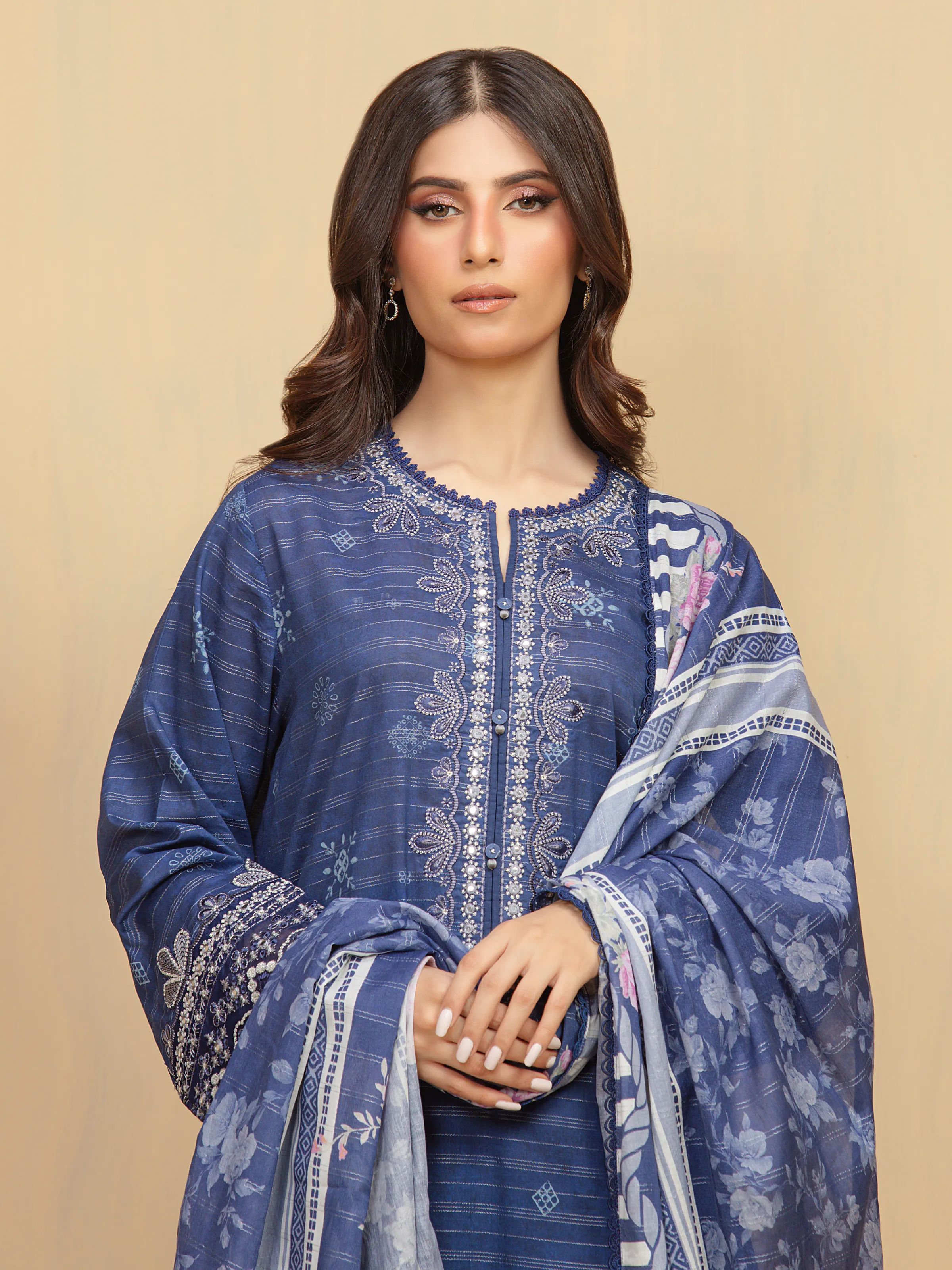 Aizah Blue Zari Embroidered Lawn 3-Piece (Festive Edit)