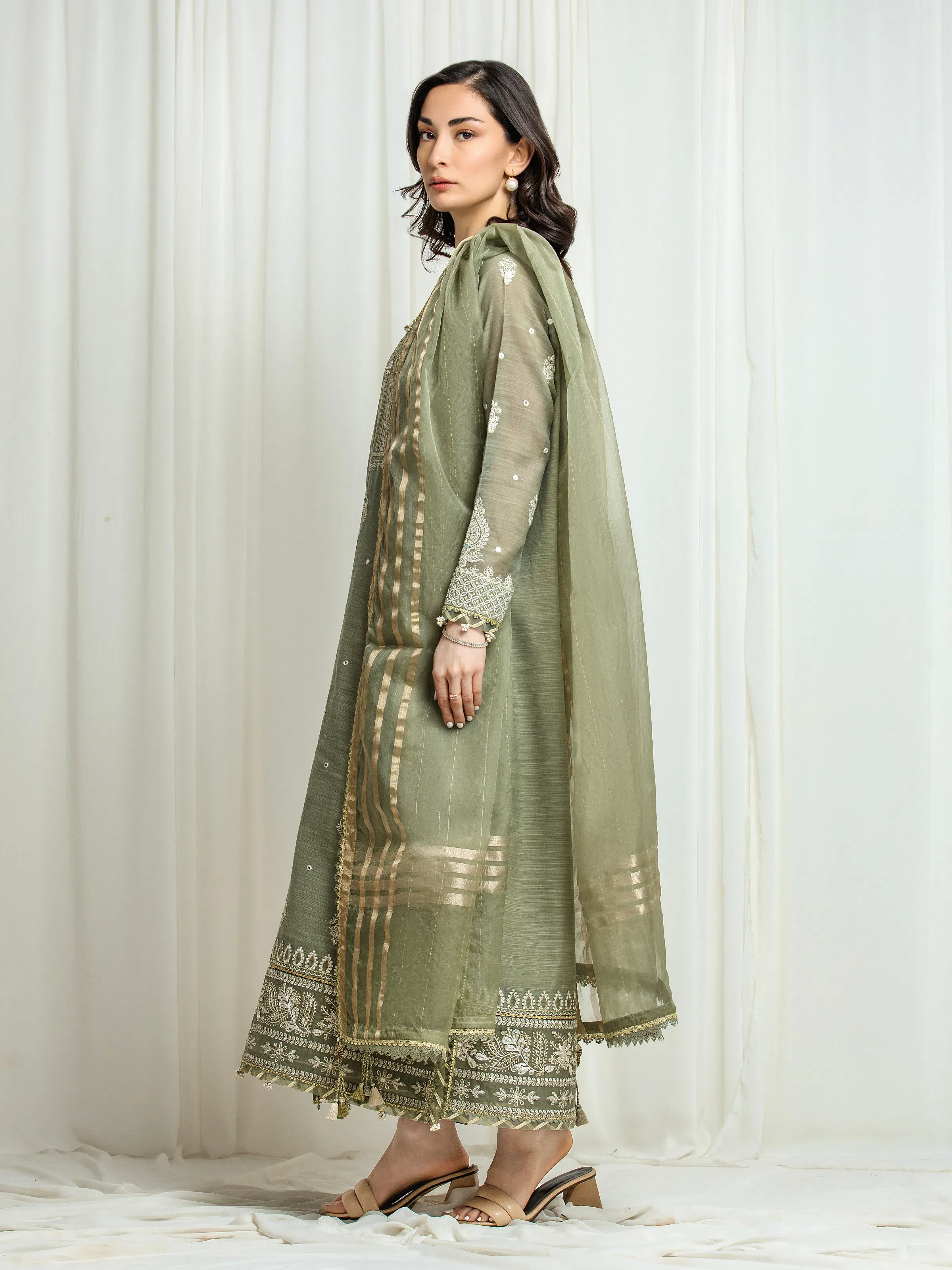 Aizah Munar Luxury 3-Piece (Light Green)