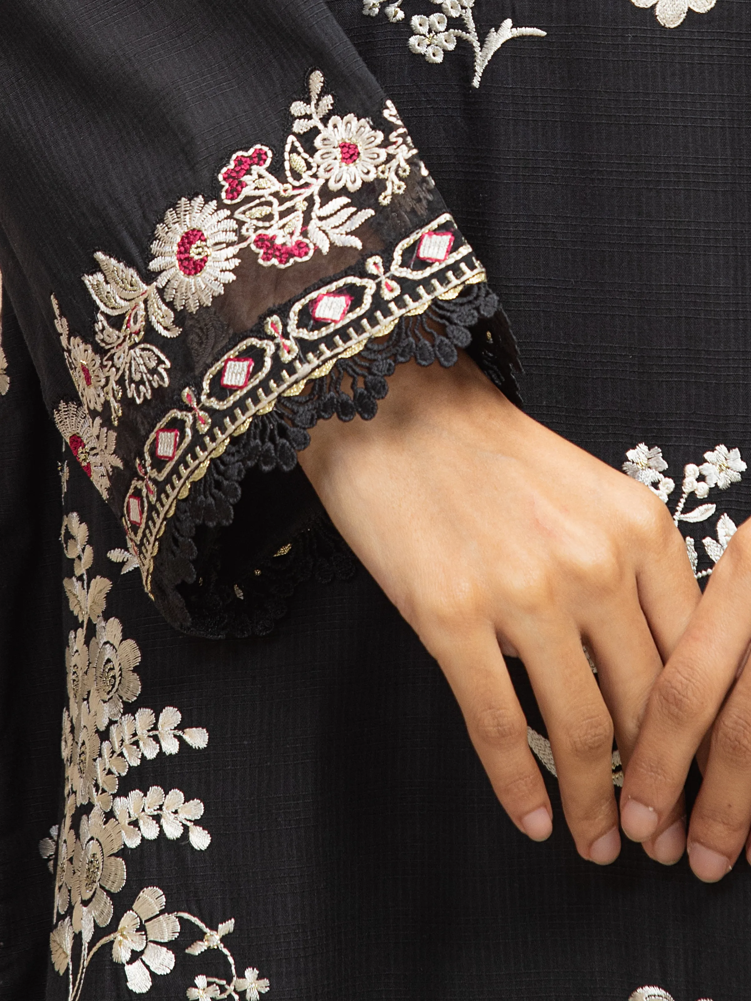 Aizah Black Slub Lawn Embroidered 3-Piece (Festive Edit)