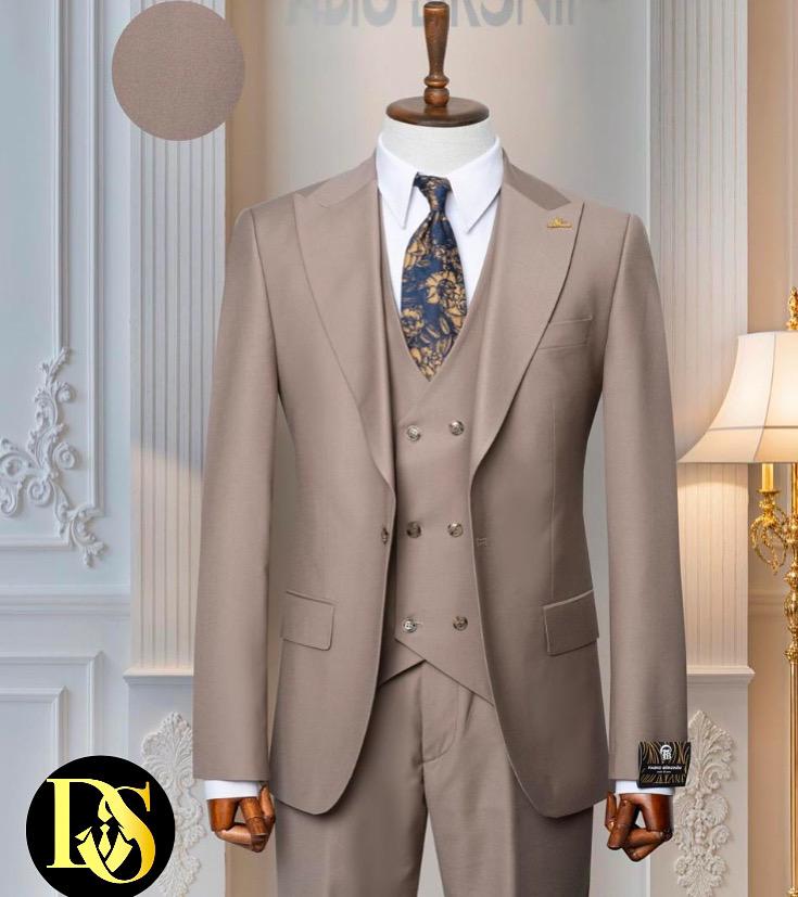 Costume classique beige