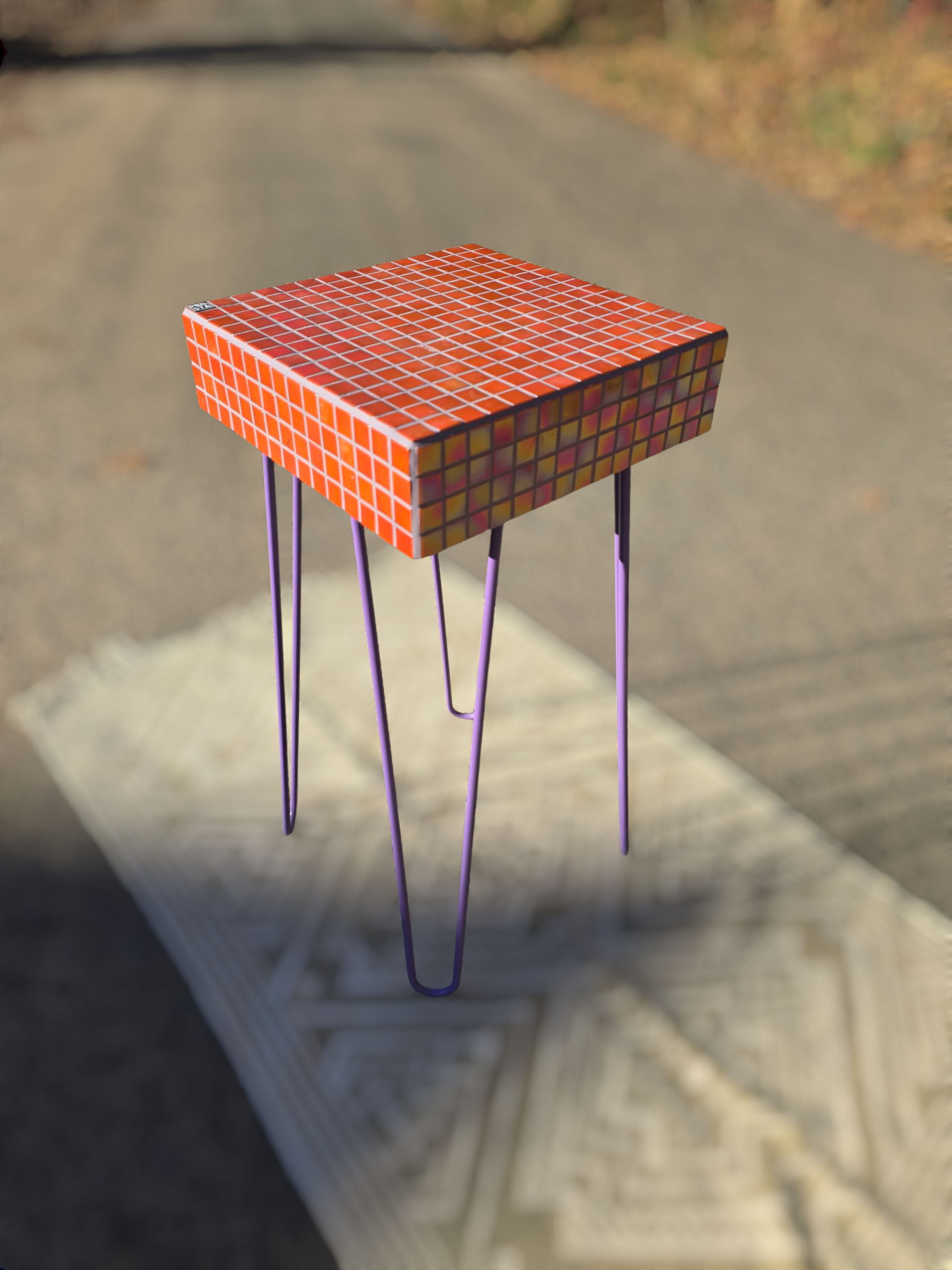 Ceramiczny stolik - pomarańczowy