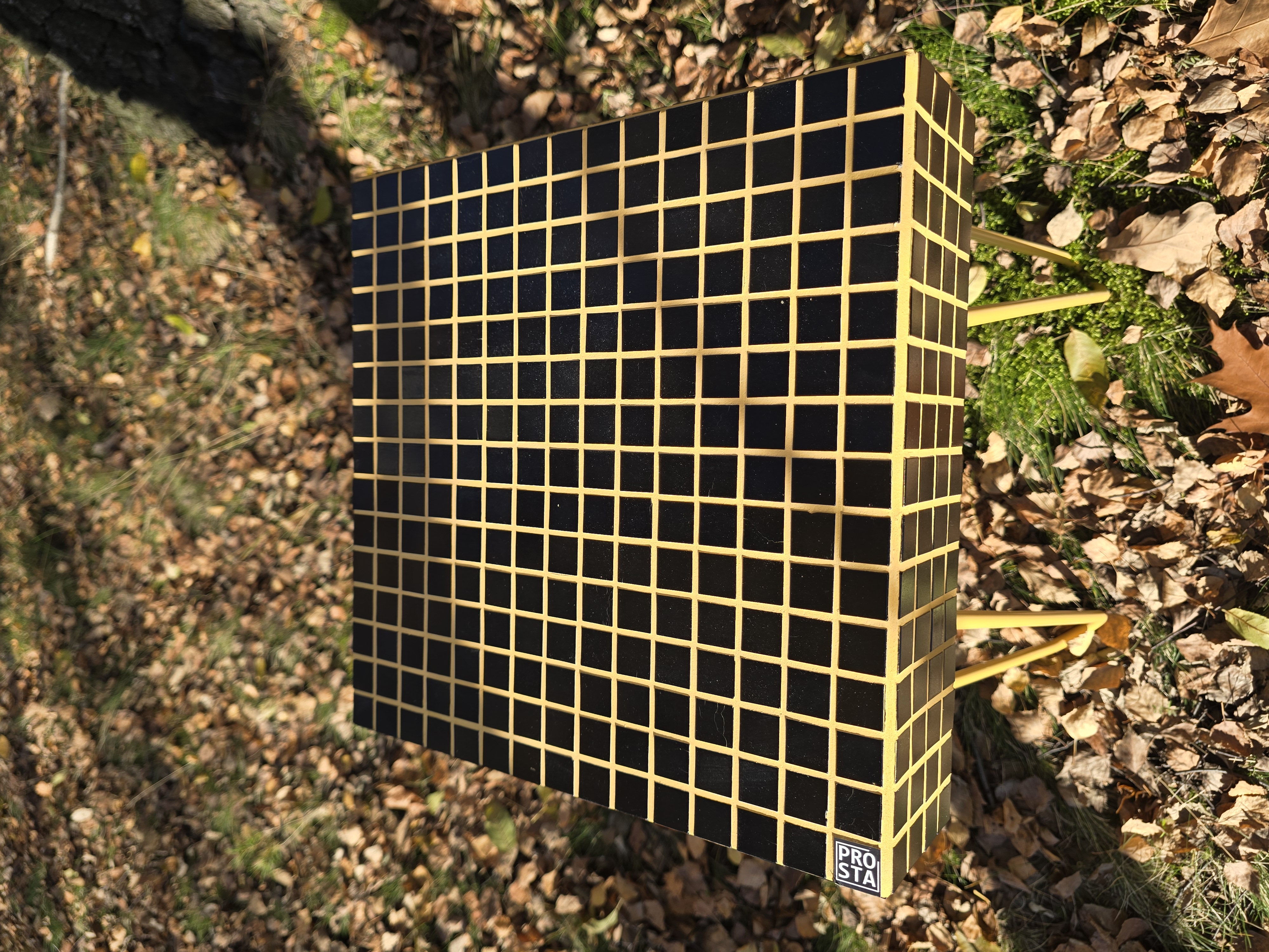 Ceramiczny stolik - czarny