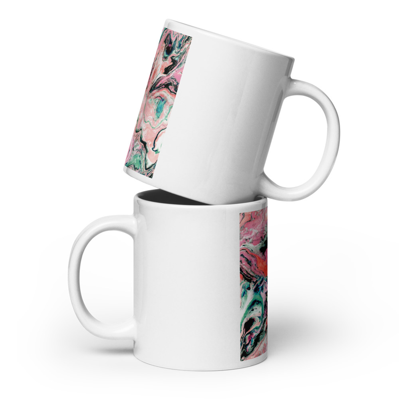 Weißer, glänzender Becher