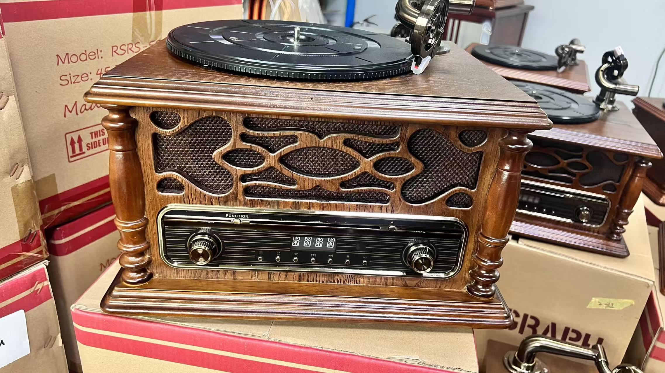 Vintage Gramophone Model S380